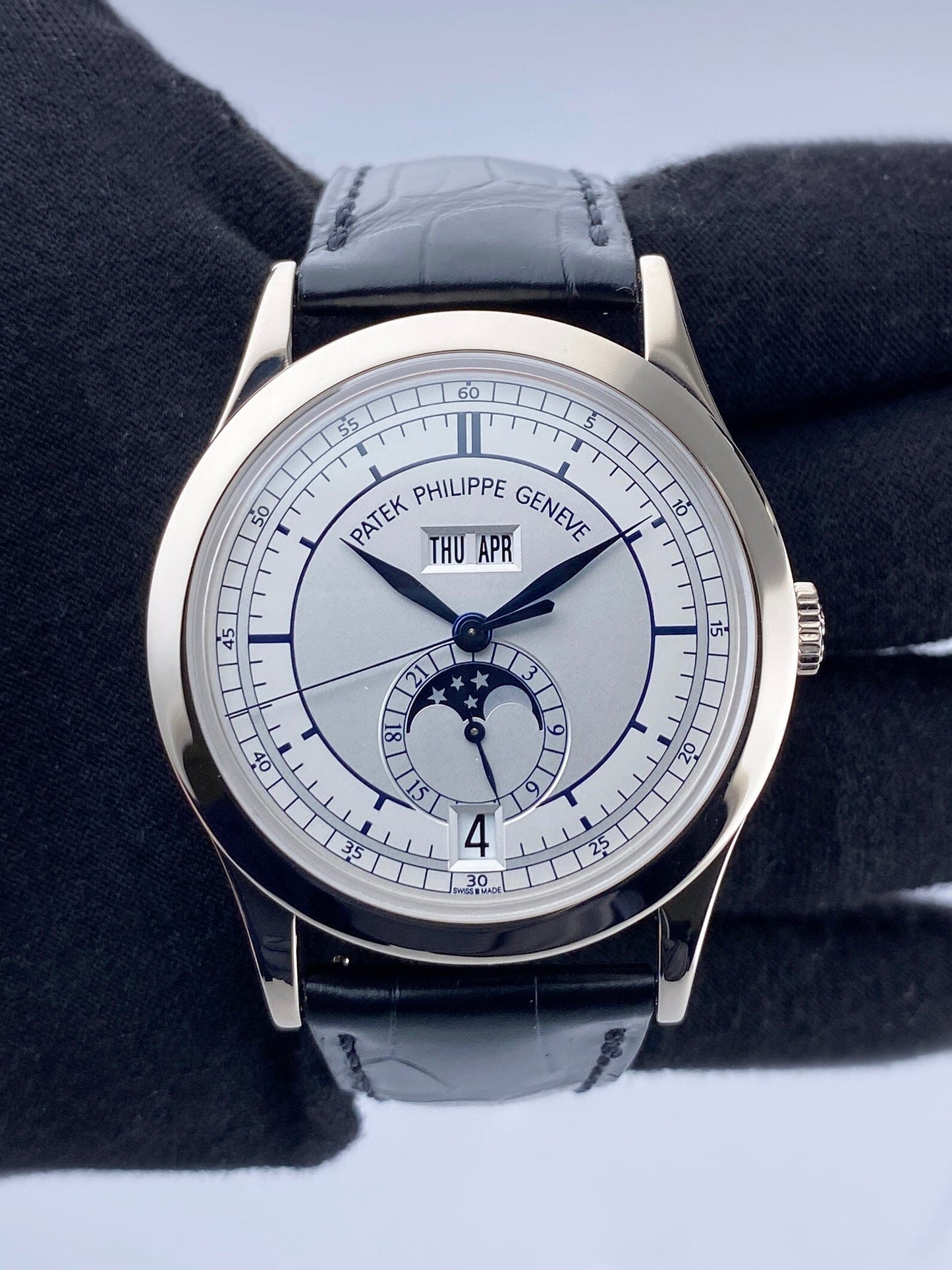 Patek Philippe Complications 5396G Annual Calendar Mens Watch Box Papers - Watches