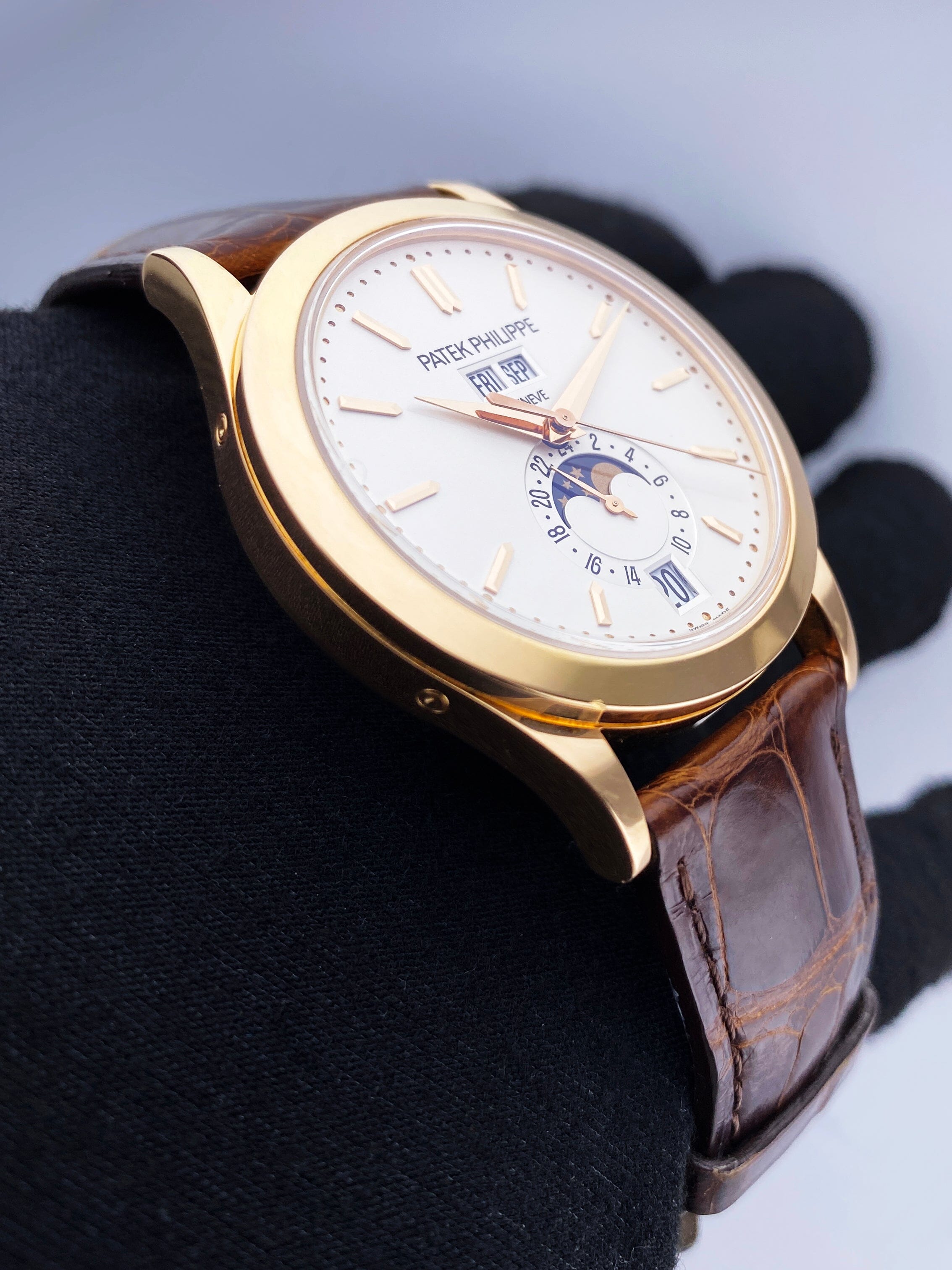 PATEK PHILIPPE ブラウン手袋 Mサイズ Patek Philippe Annual Calendar Moonphase