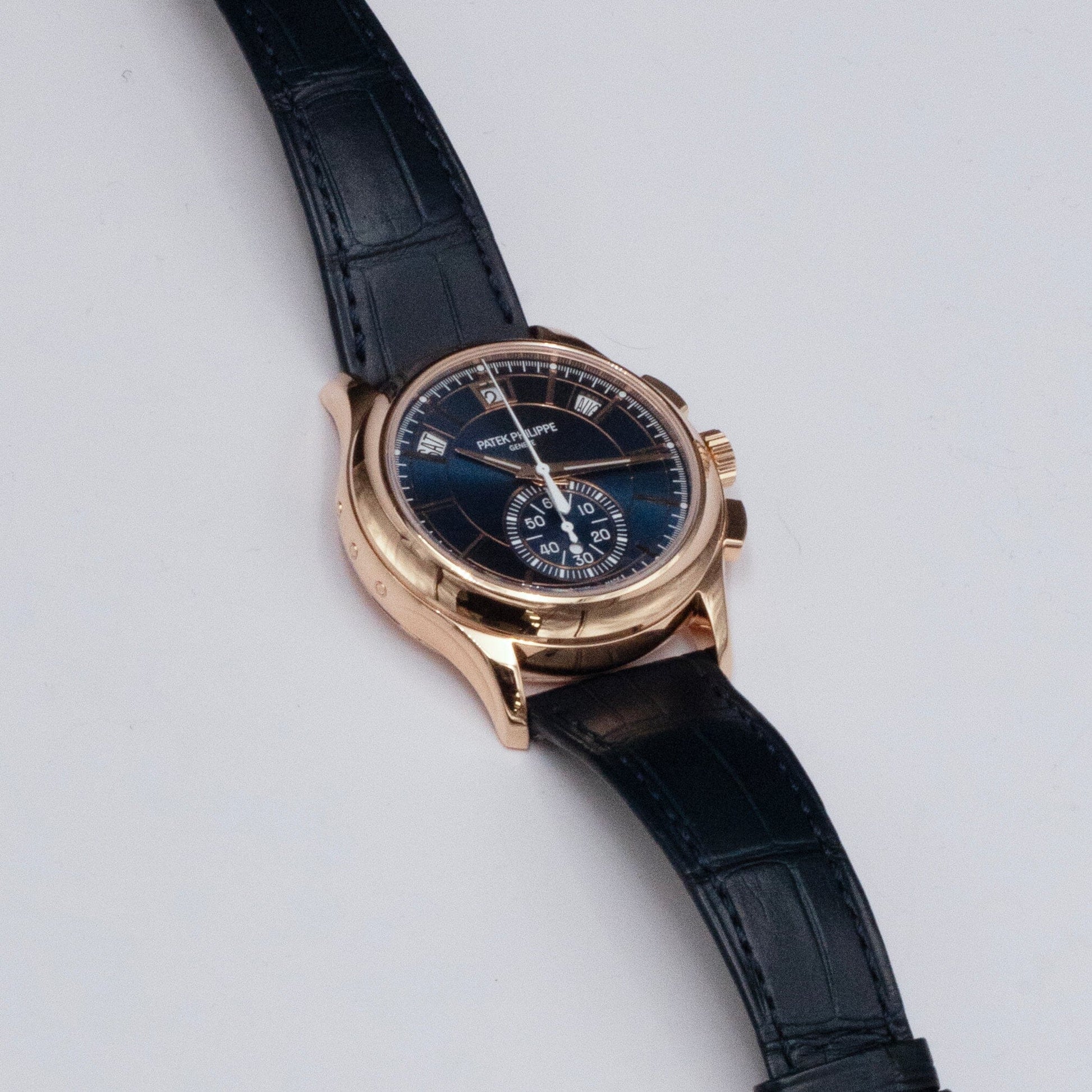 Patek Philippe Complications 5905R Sunburst Blue Dial Mens Watch Box Papers - Watches