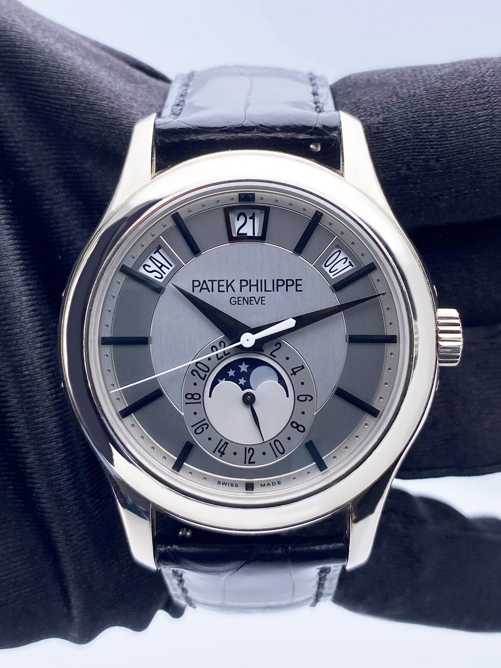 Patek Philippe Complications Annual Calendar 5205G Gray Dial Mens Watch Box Papers - Watches