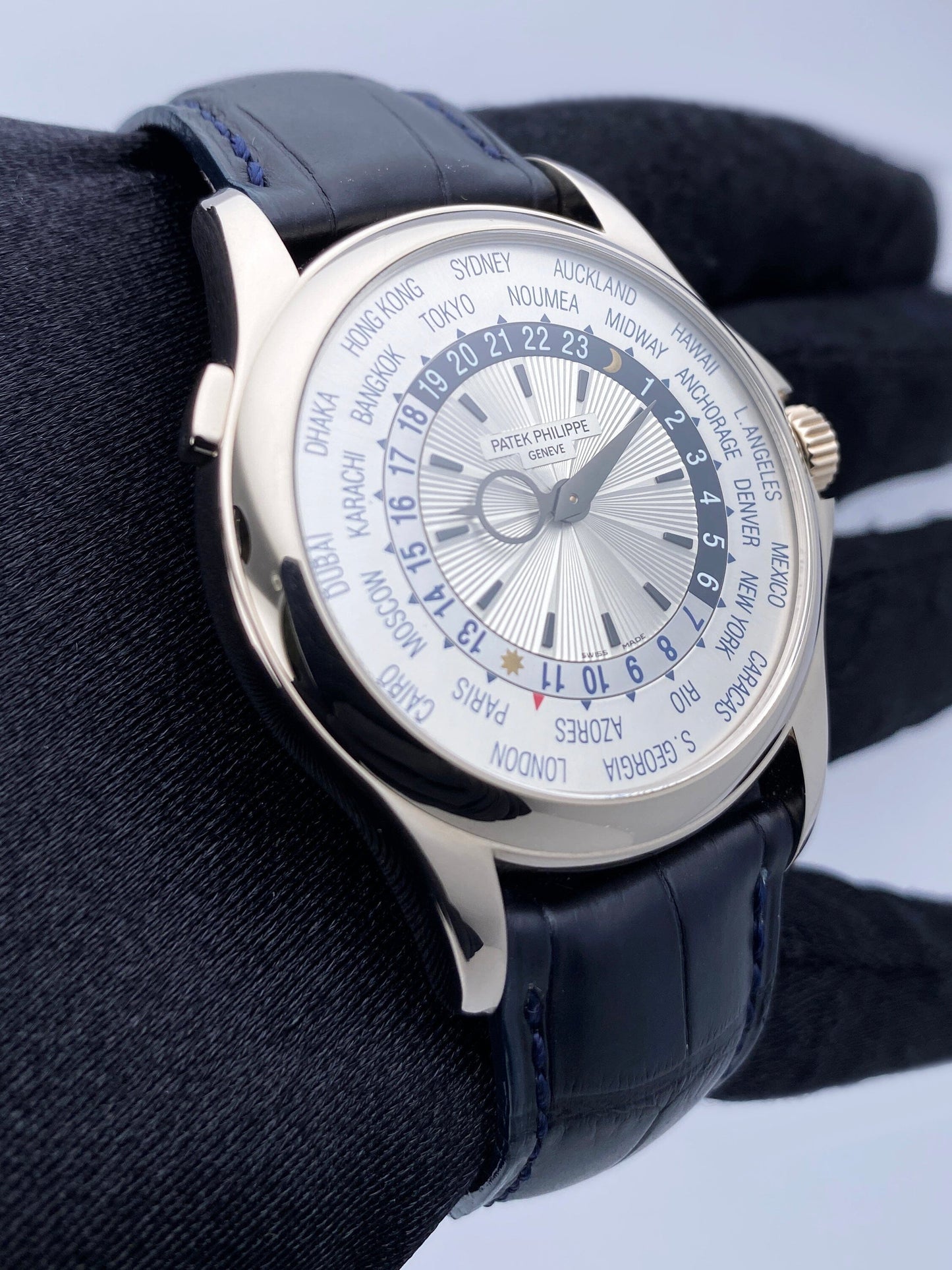 Patek Philippe Complications World Time 5130G Mens Watch - Wristwatch