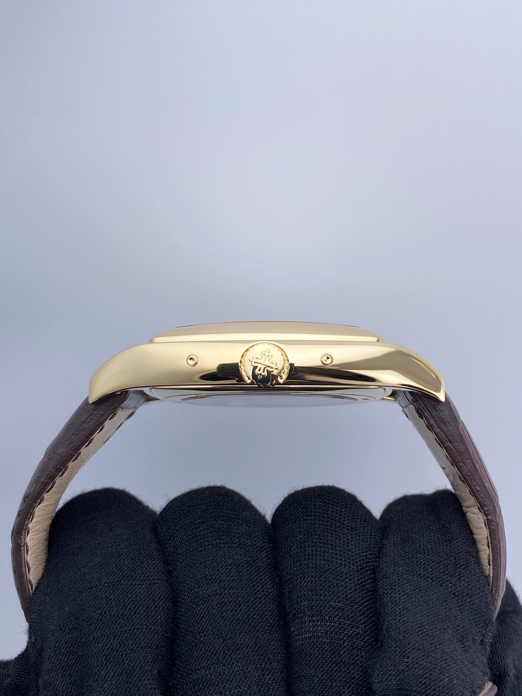 Patek Philippe Gondolo Calendario 5135J 18K Yellow Gold – Phigora