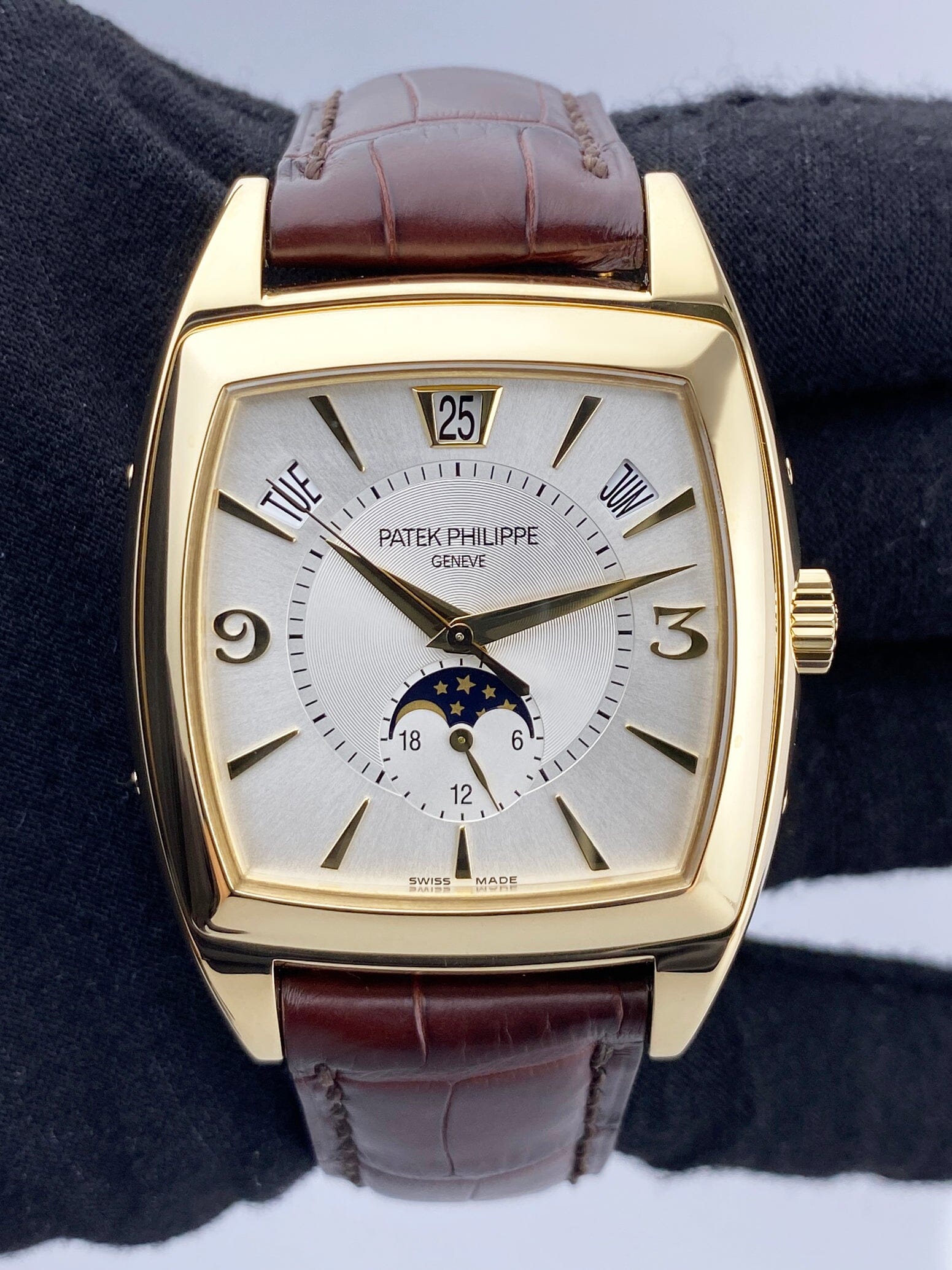 Patek Philippe Gondolo Calendario 5135J 18K Yellow Gold – Phigora