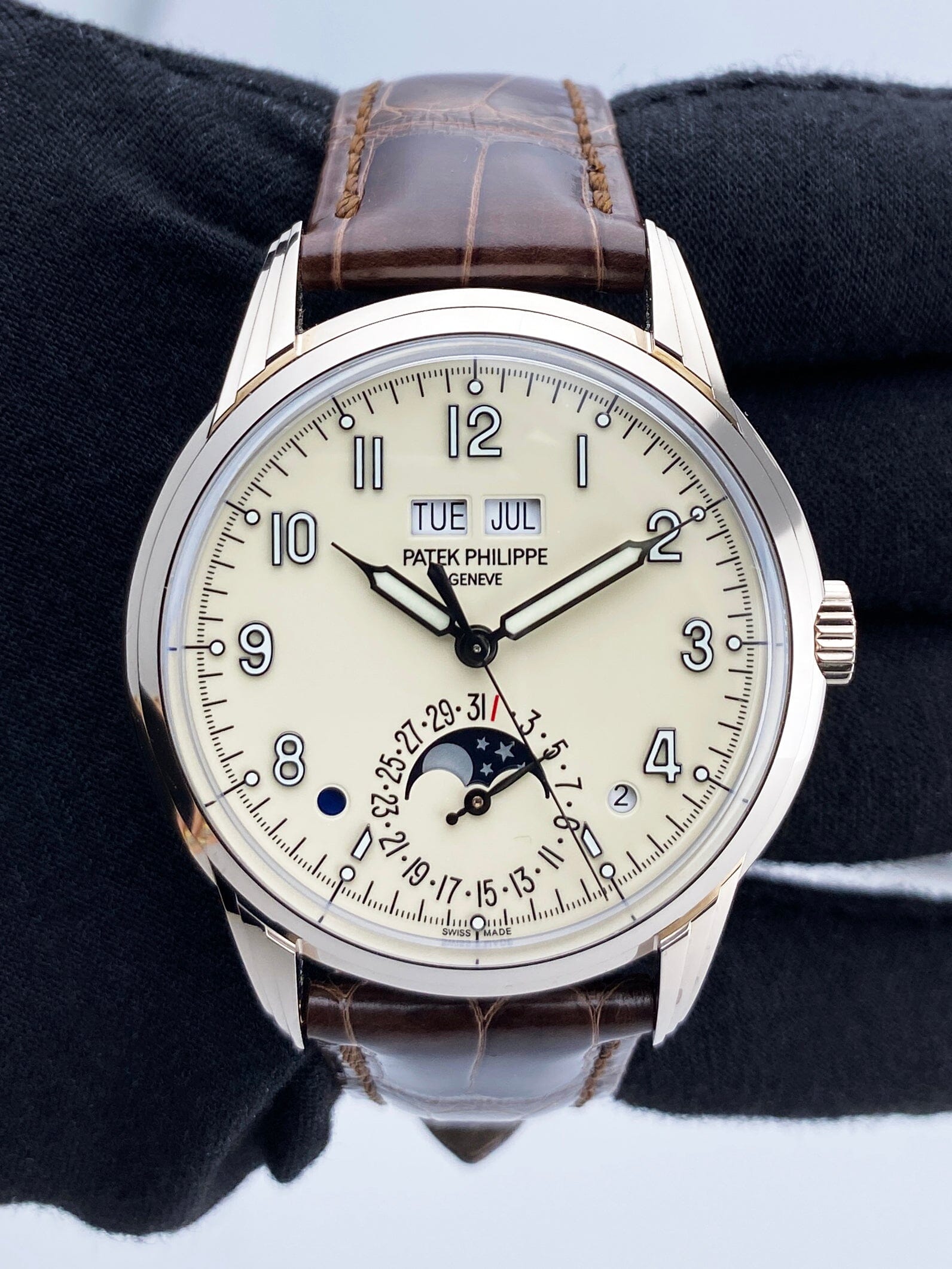 Patek Philippe Grand Complications 5320G Cream Dial Mens Watch Box