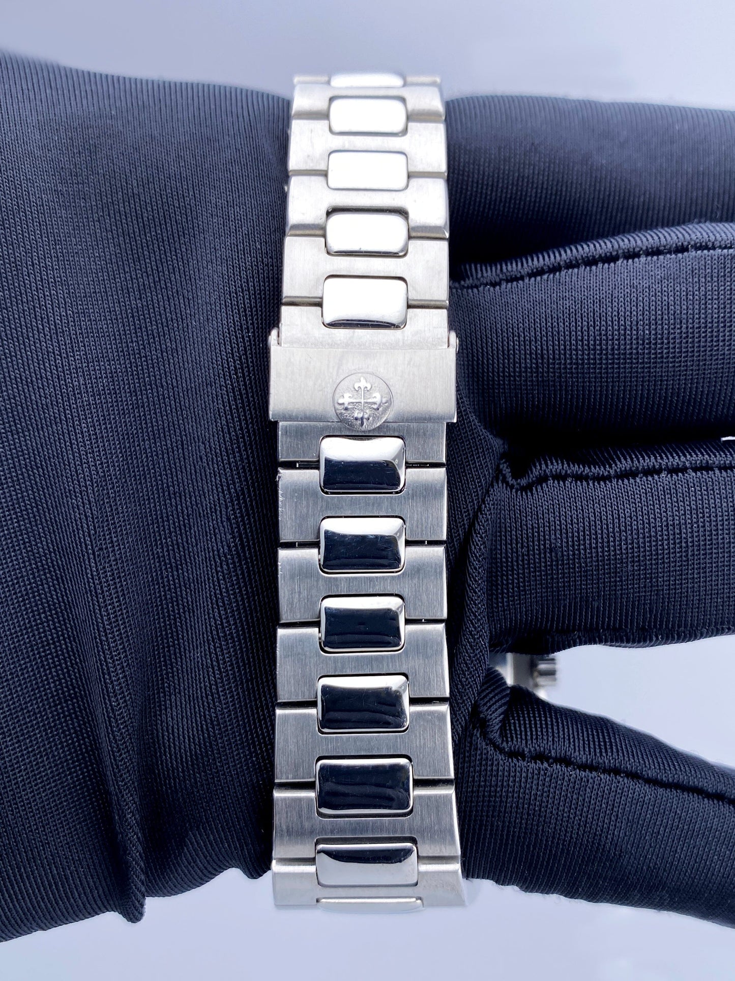 Patek Philippe Nautilus 3800/1A Diamond Blue Dial Mens Watch With Archives - Watches