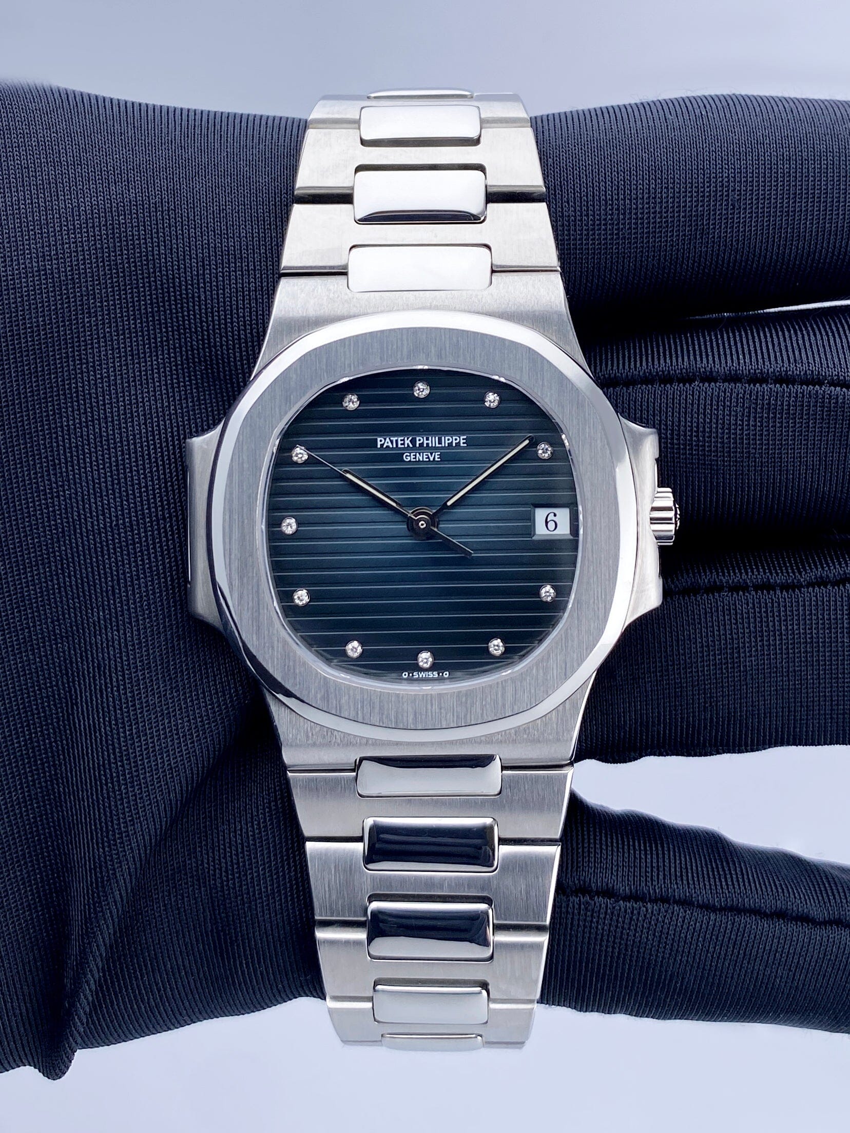 Patek Philippe Nautilus 3800/1A Diamond Blue Dial Mens Watch With Archives - Watches