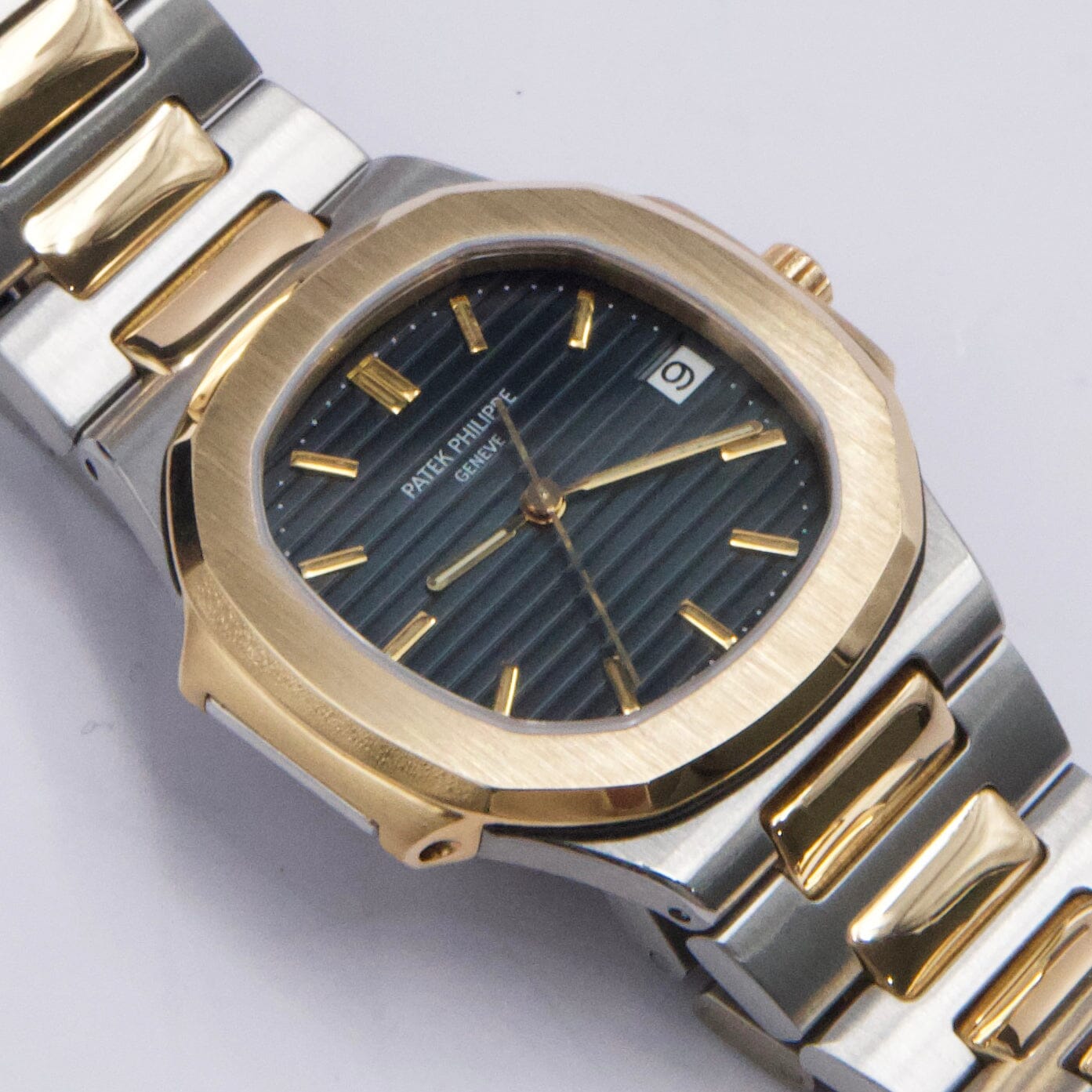 Patek Philippe Nautilus 3900/1JA Blue Dial Ladies Watch | – Phigora