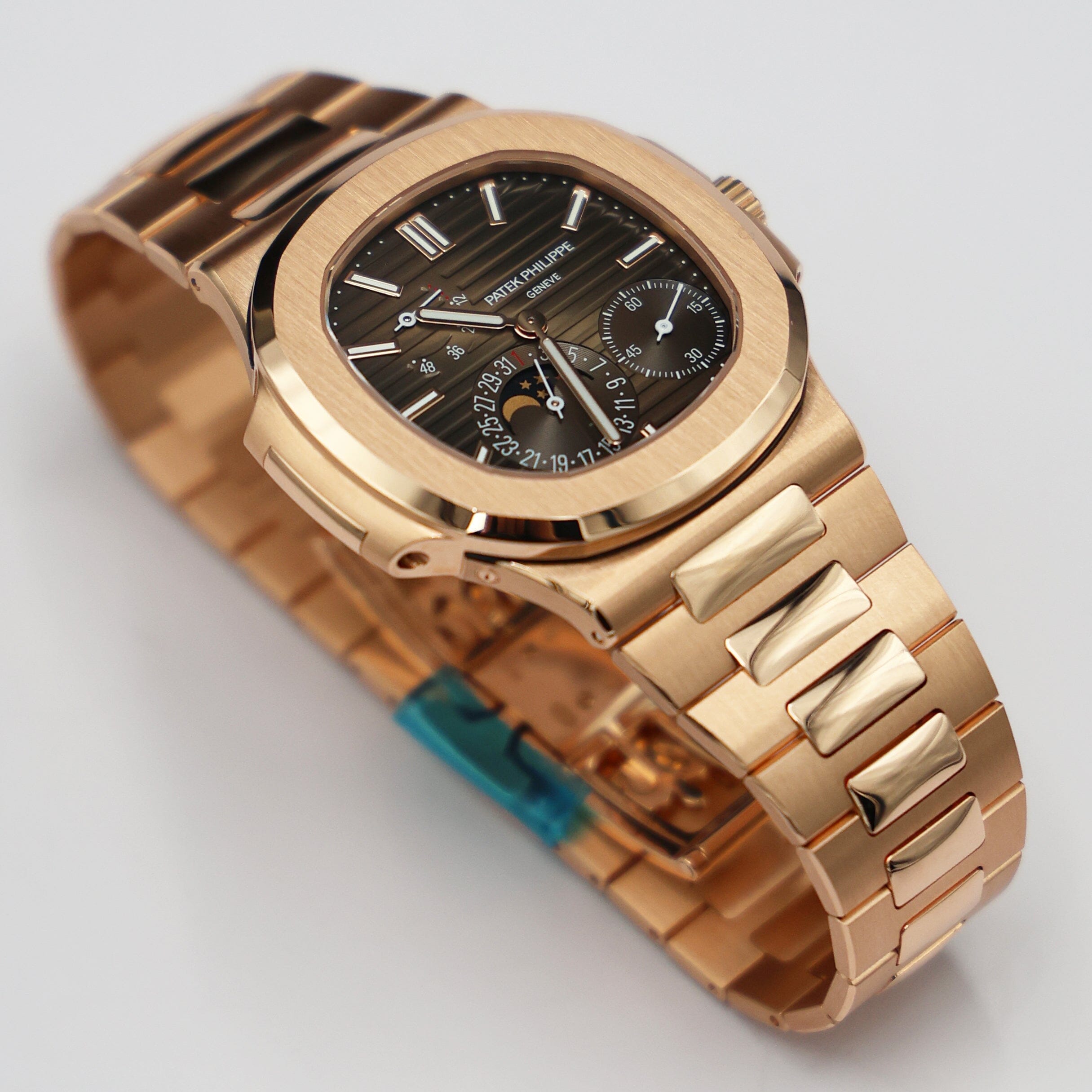 Patek Philippe Nautilus 5712/1R Brown Dial 18K Rose Gold – Phigora