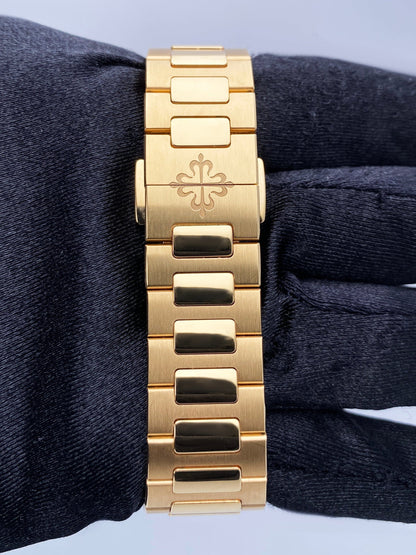 Patek Philippe Nautilus 7118/1R 18K Rose Gold Ladies Watch Papers - Watches