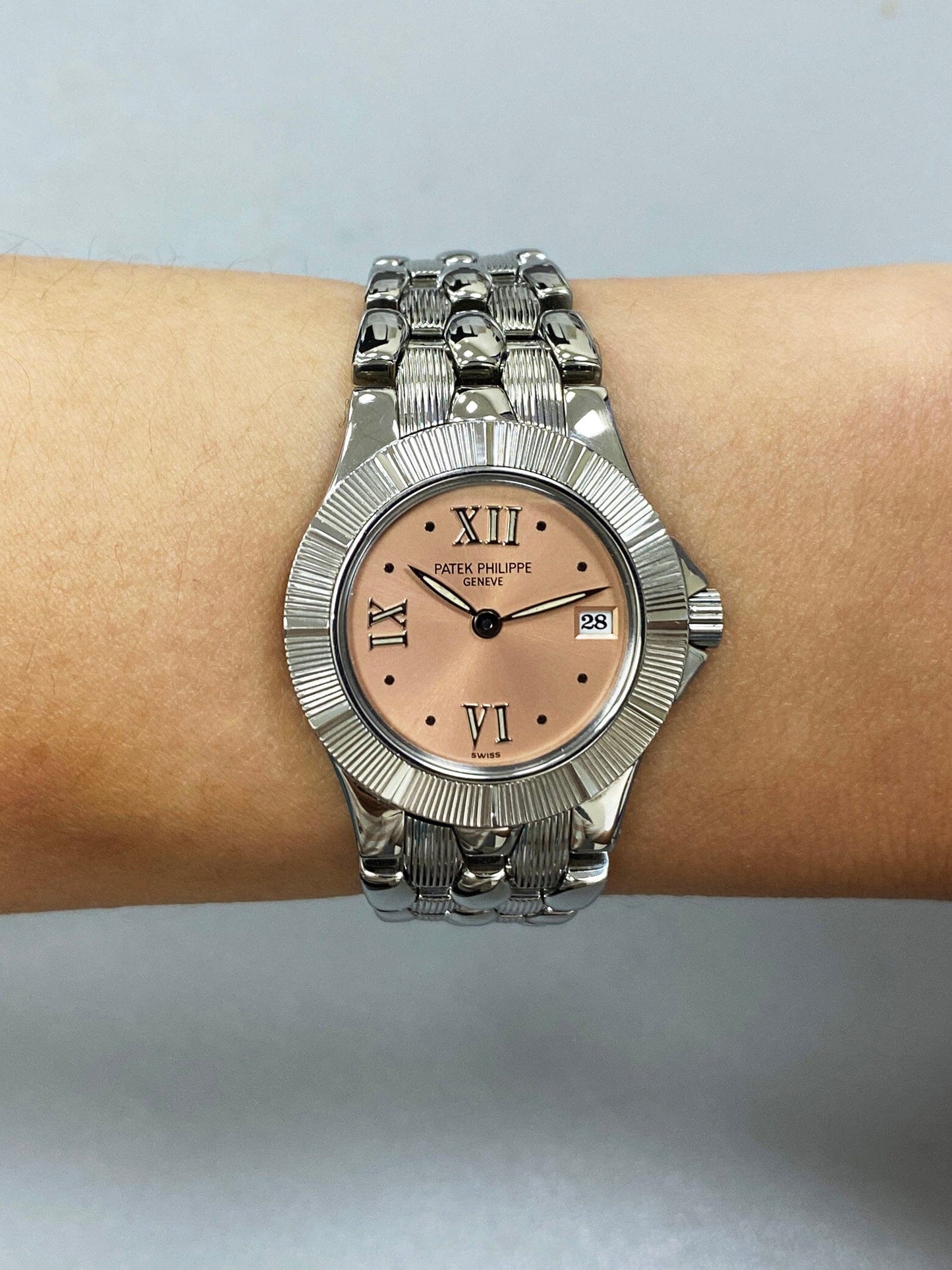 Patek Philippe Neptune 4880 Pink Dial Ladies Watch - Virtual