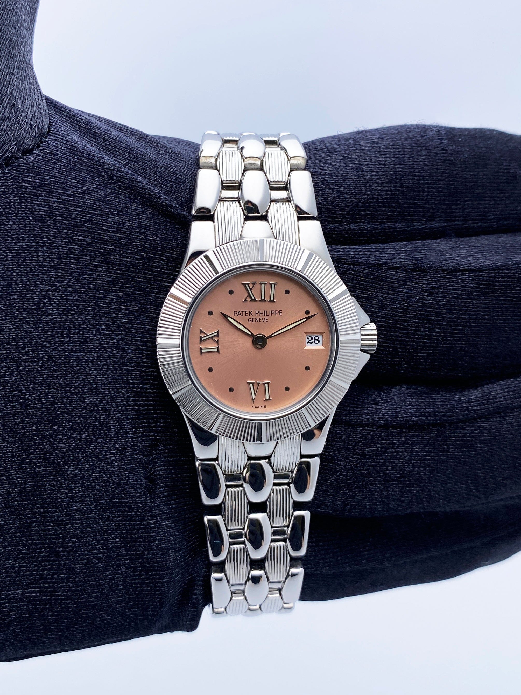 Patek Philippe Neptune 4880 Pink Dial Ladies Watch – Phigora