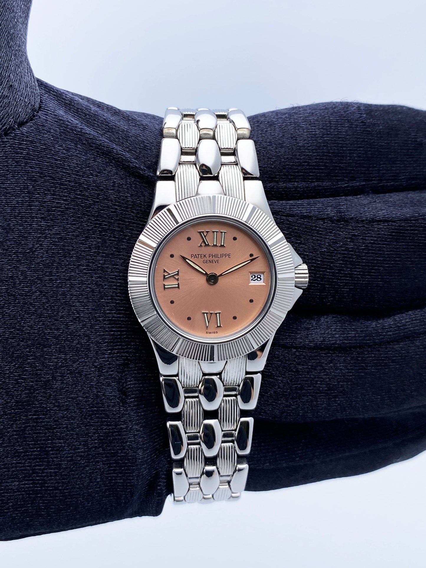 Patek Philippe Neptune 4880 Pink Dial Ladies Watch - Virtual