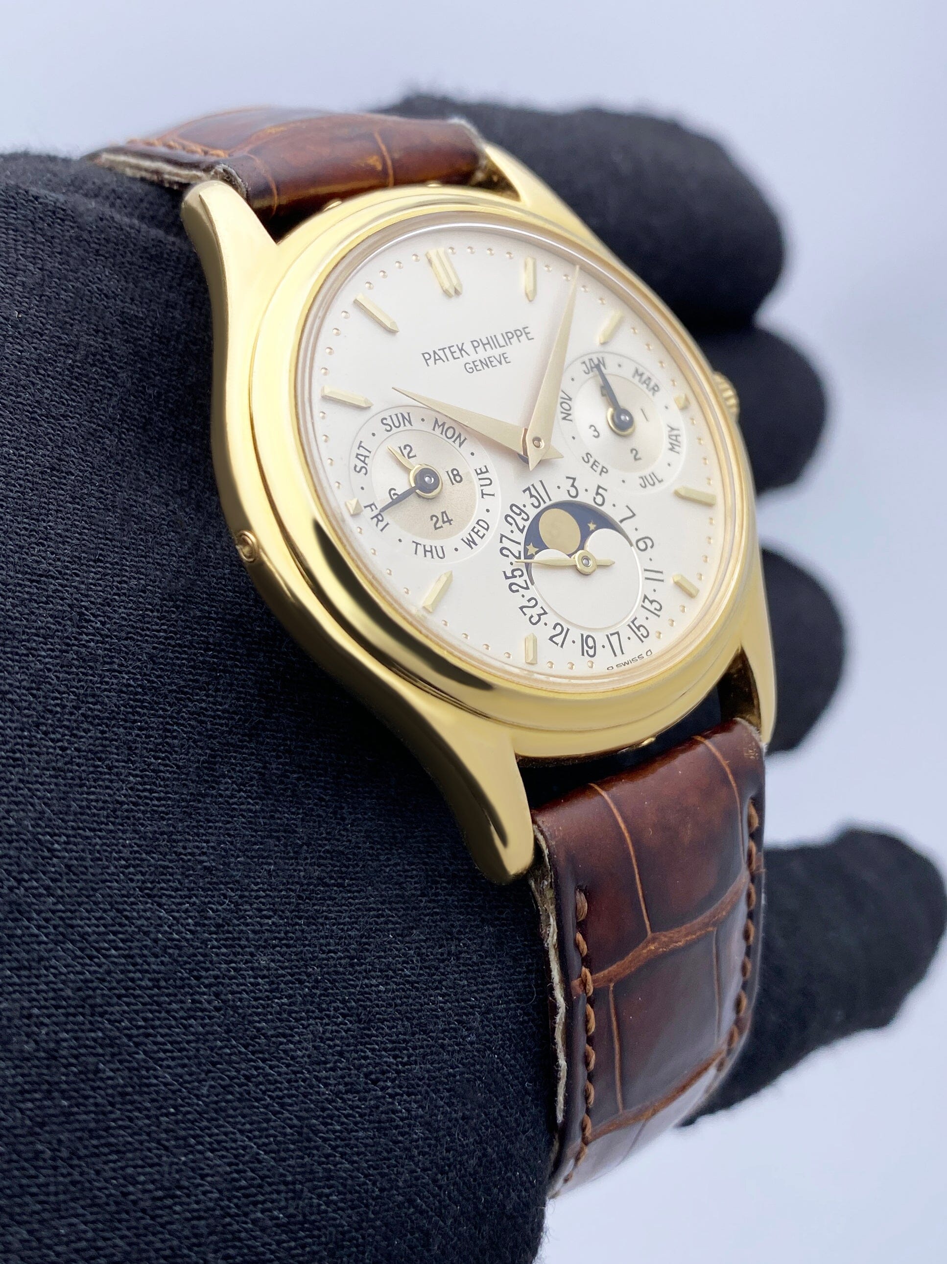 Patek Philippe Perpetual Calendar 3940J Mens Watch With Archives - Watches