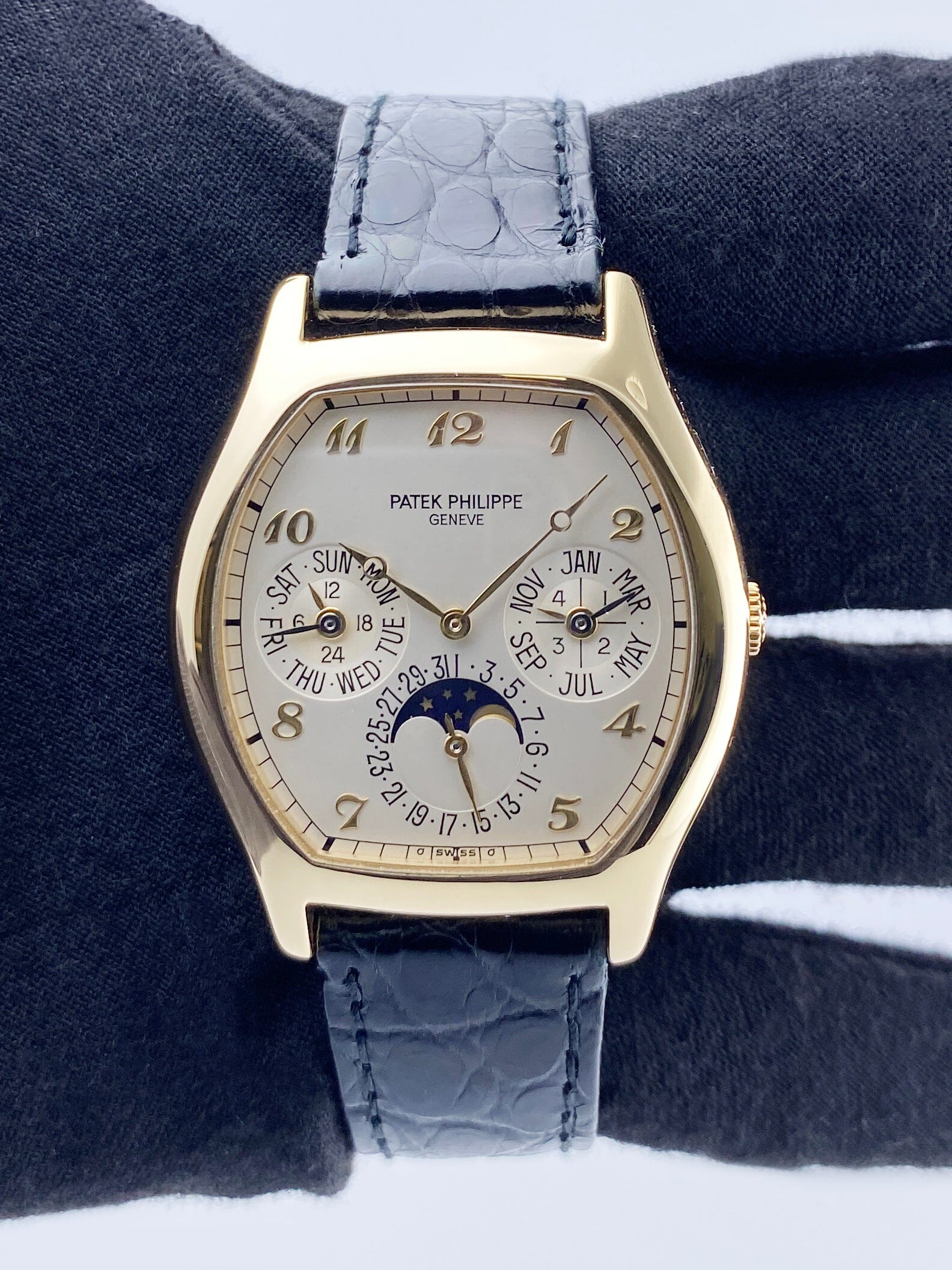 Patek Philippe Perpetual Calendar 5040J Mens Watch Box Papers - Watches