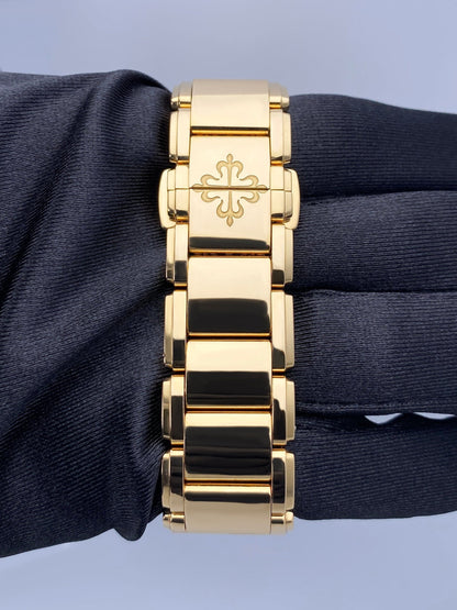 Patek Philippe Twenty-4 7300/1200R Ladies Watch Full Set - Watches