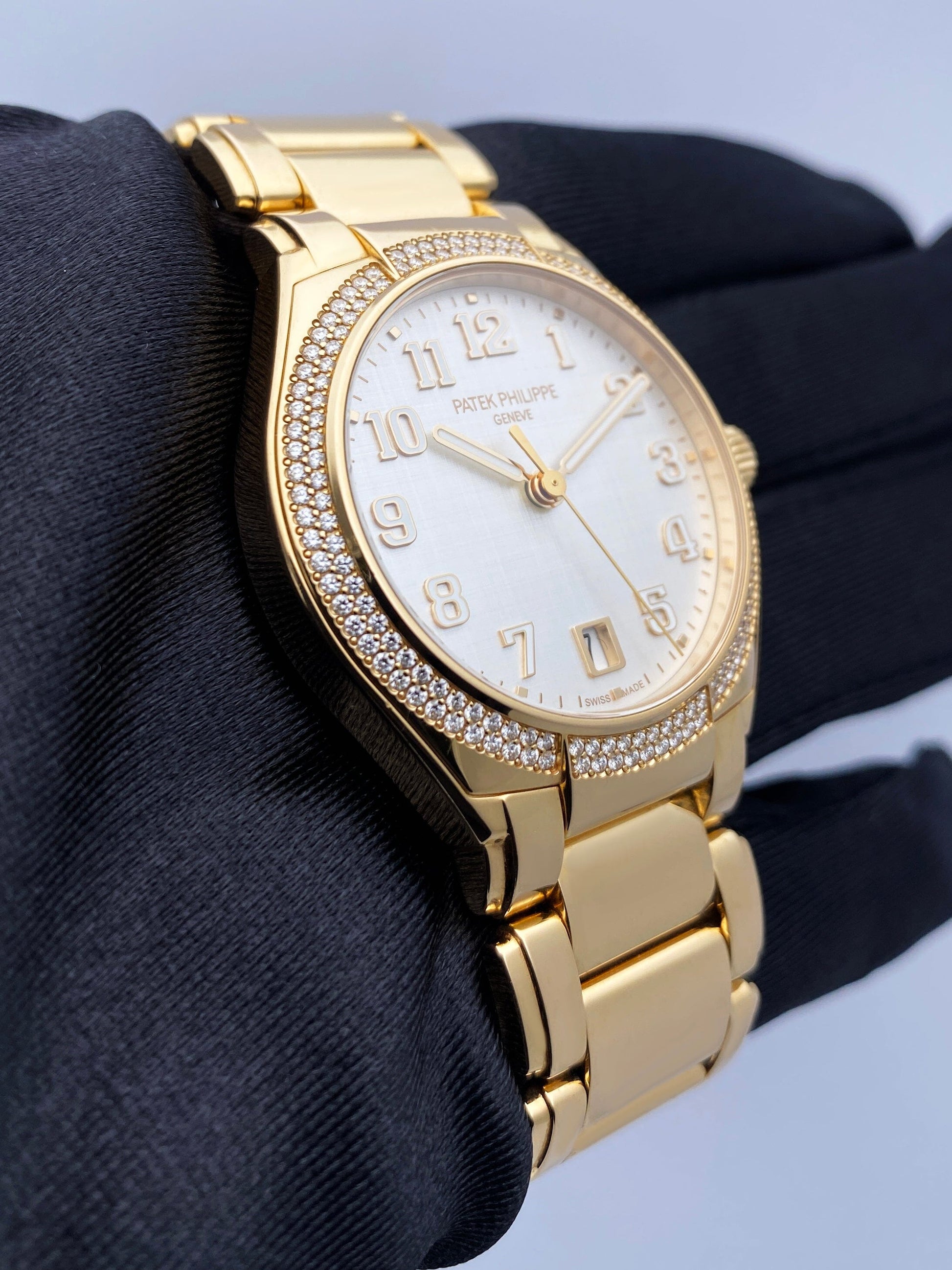 Patek Philippe Twenty-4 7300/1200R Ladies Watch Full Set - Watches