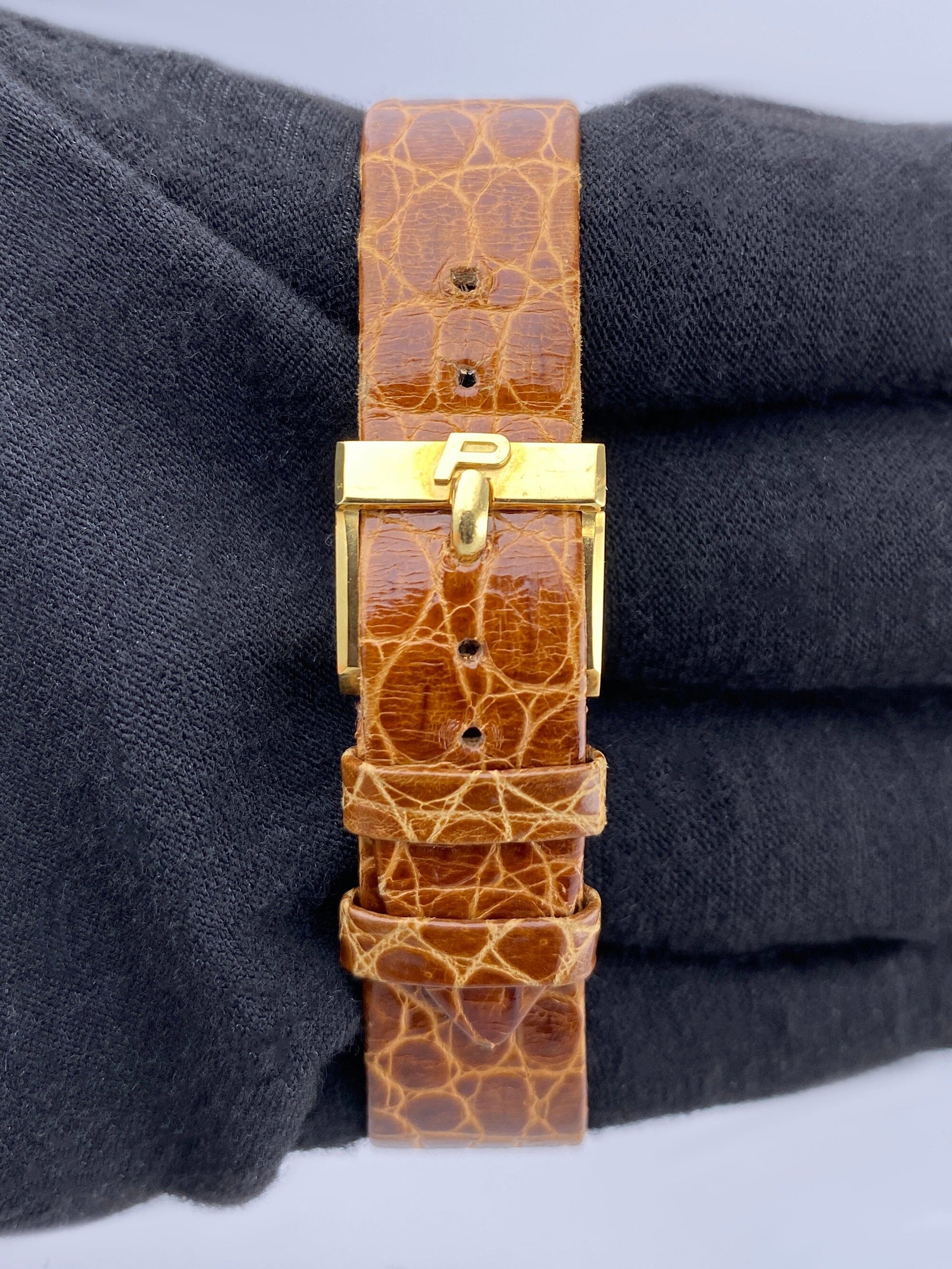 Piaget 9485 ’Tiger Eye’ 18K Yellow Gold Ladies Watch - Watches