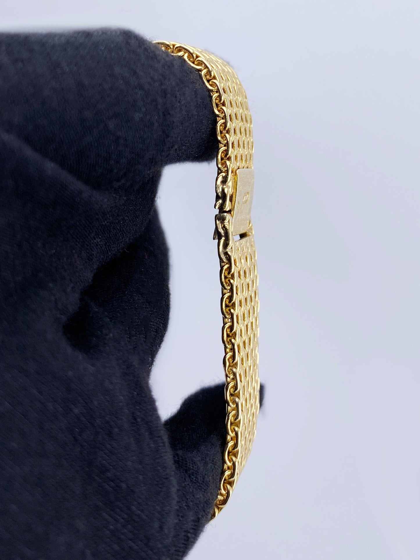 Piaget 9814N24 Laois Dial Diamond 18K Yellow Gold Ladies Watch - Watches