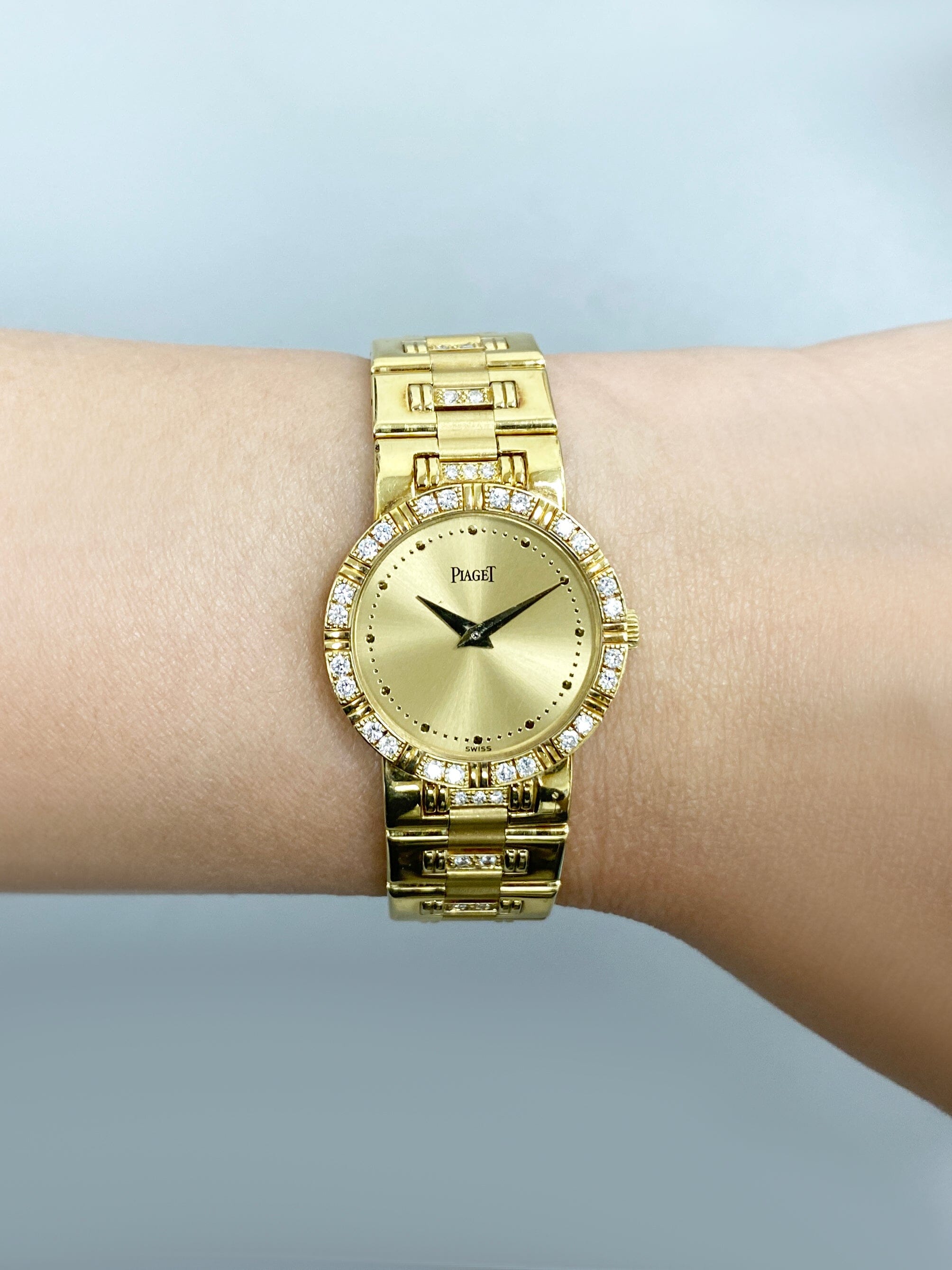 Piaget Dancer 80564 K818 Diamond Champagne Dial Ladies – Phigora