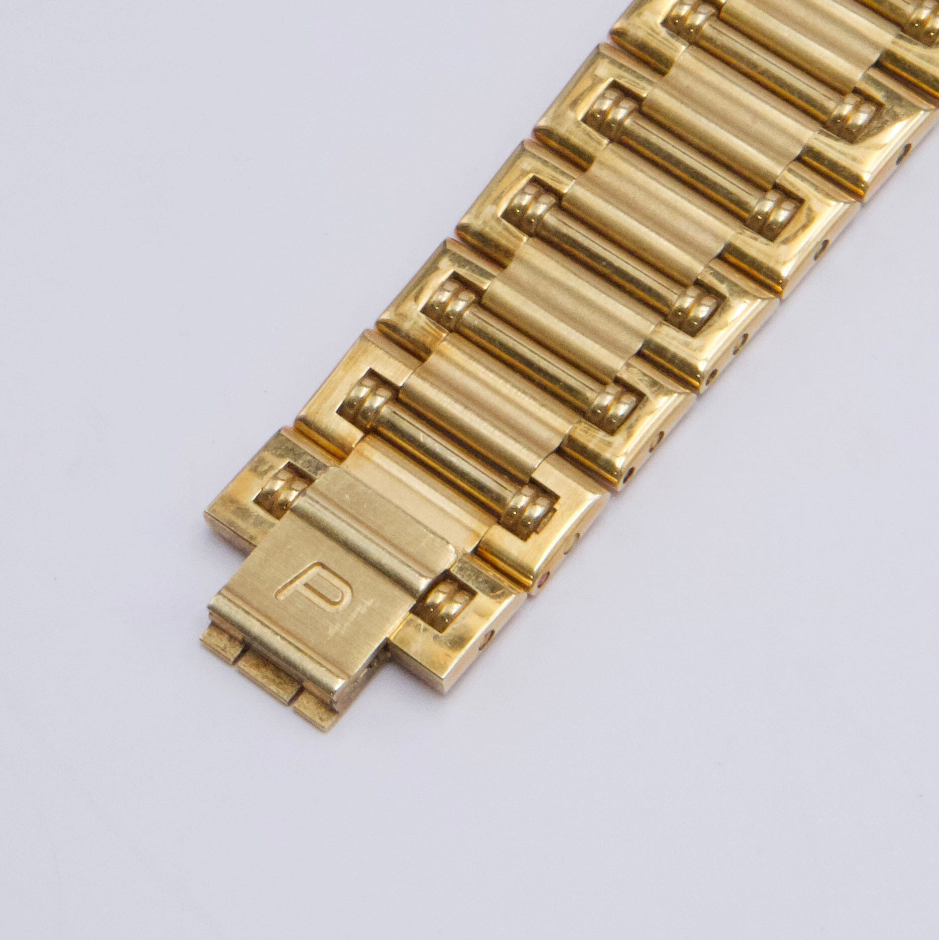Piaget Dancer 84023 K81 Champagne Dial 18K Yellow Gold Ladies Watch - Watches