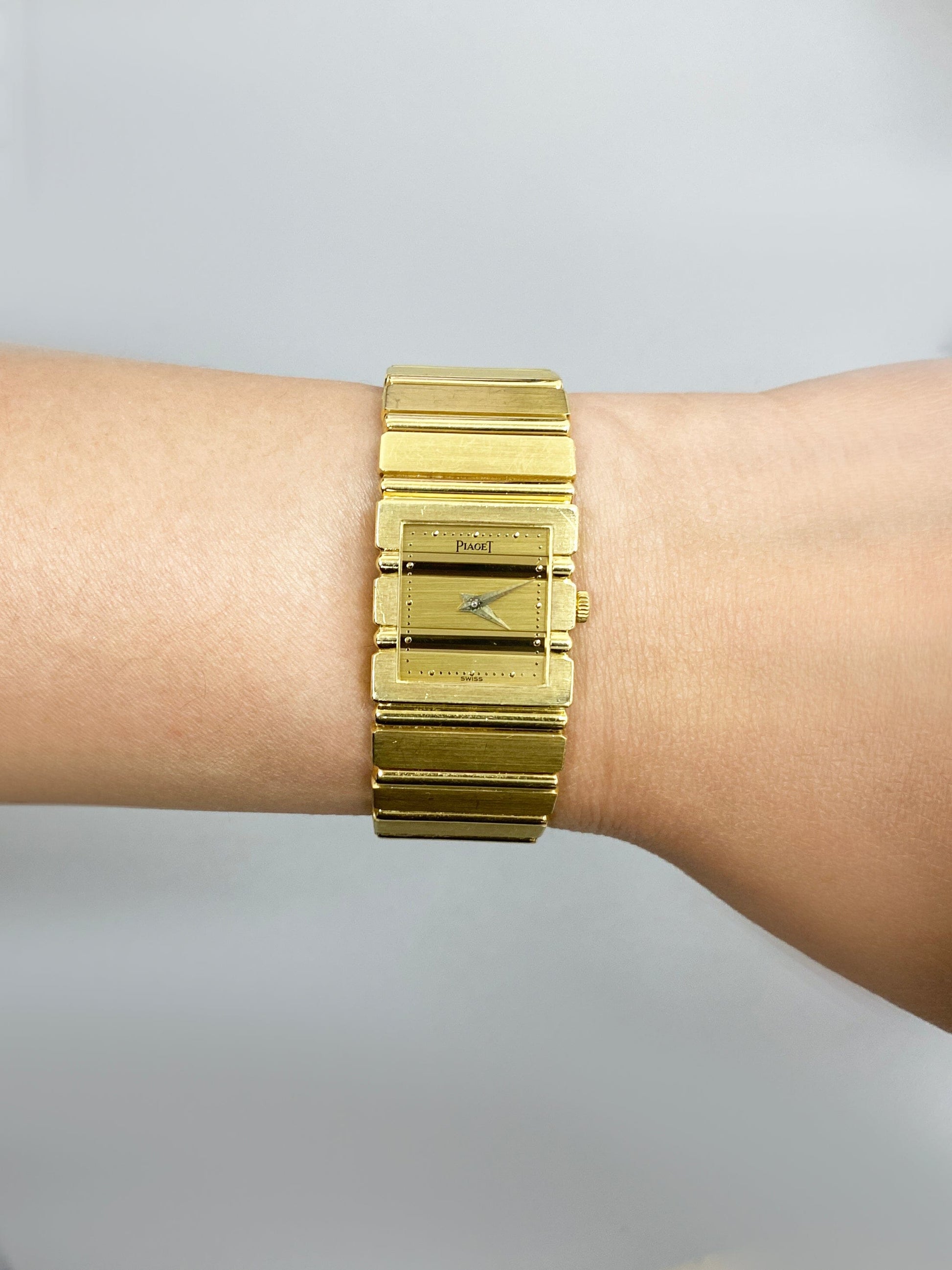 Piaget Polo Square 8131 C701 18K Yellow Gold Ladies Watch - Watches
