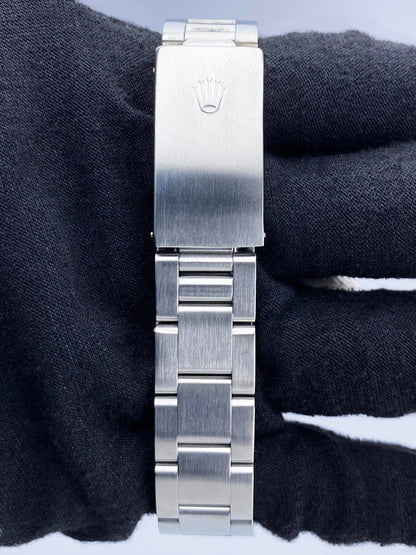R10132104X_8 copy2.jpg