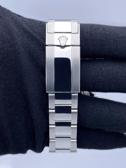 R116500LNBKIO2019-1_7.jpg