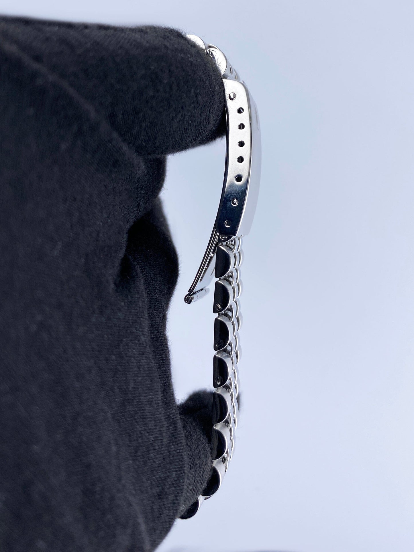R1601WHRJ71-1_6.jpg