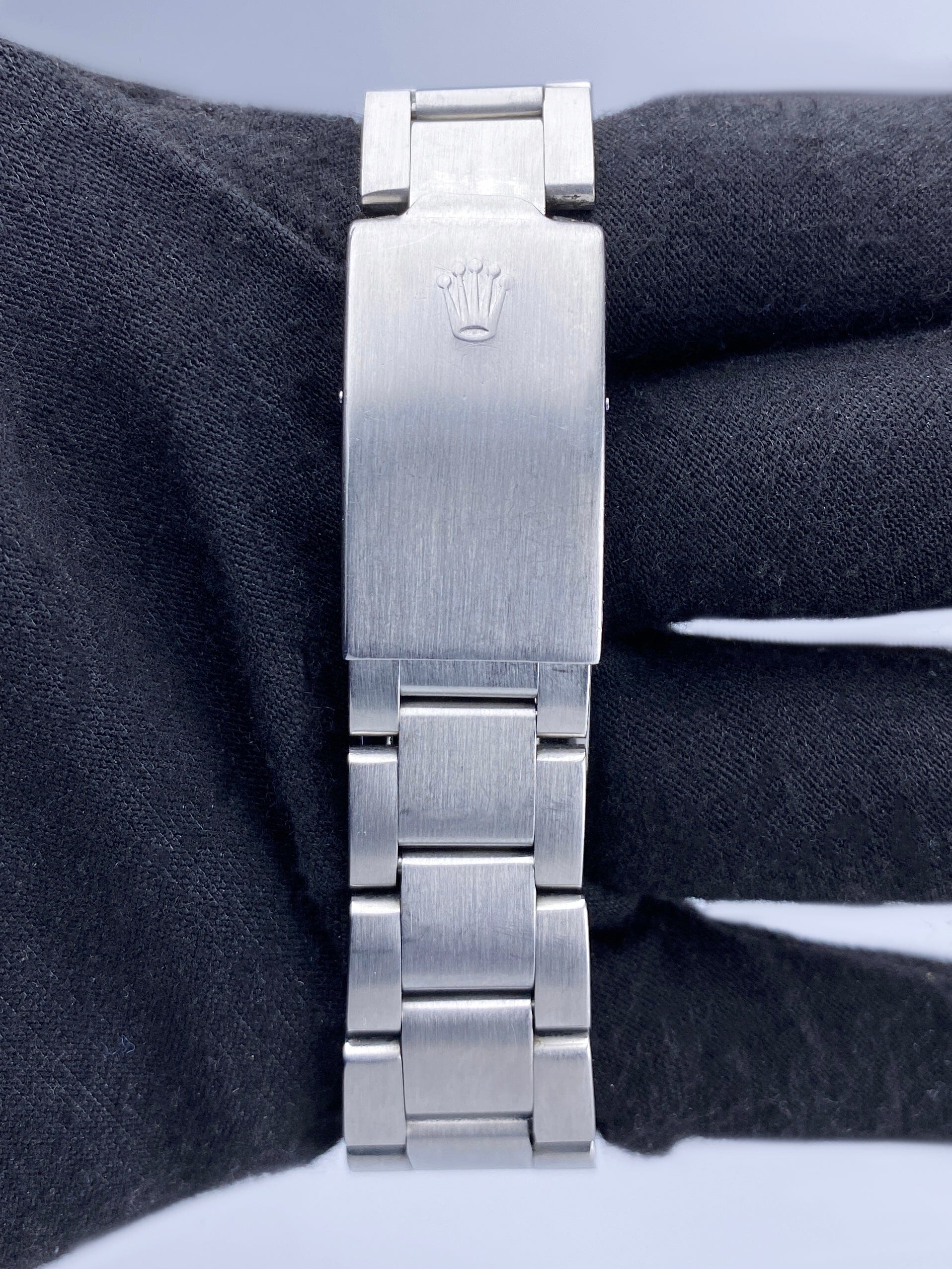 R16030WHRO81-1_7.jpg