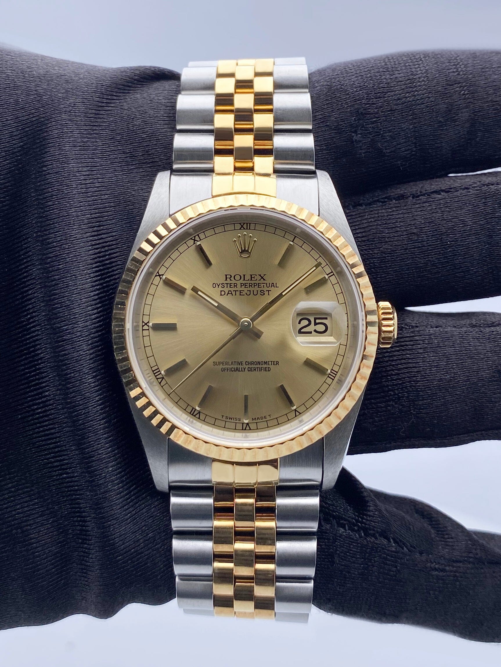 Rolex Datejust 16233 Champagne Dial Mens Watch - Virtual