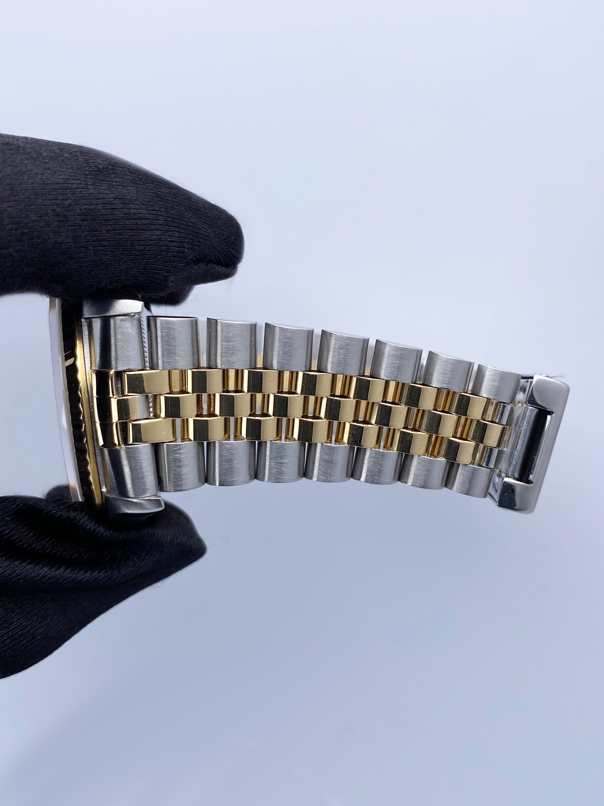 Rolex Datejust 16233 Diamond Dial Mens Watch