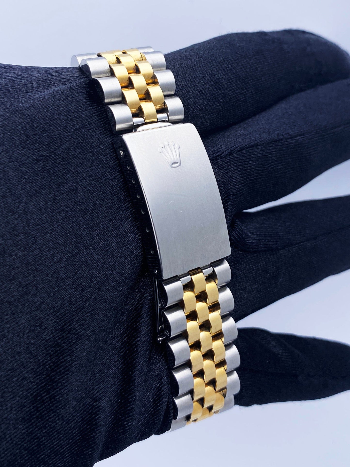 Rolex Datejust 16233 Diamond Silver Dial Mens Watch - Virtual