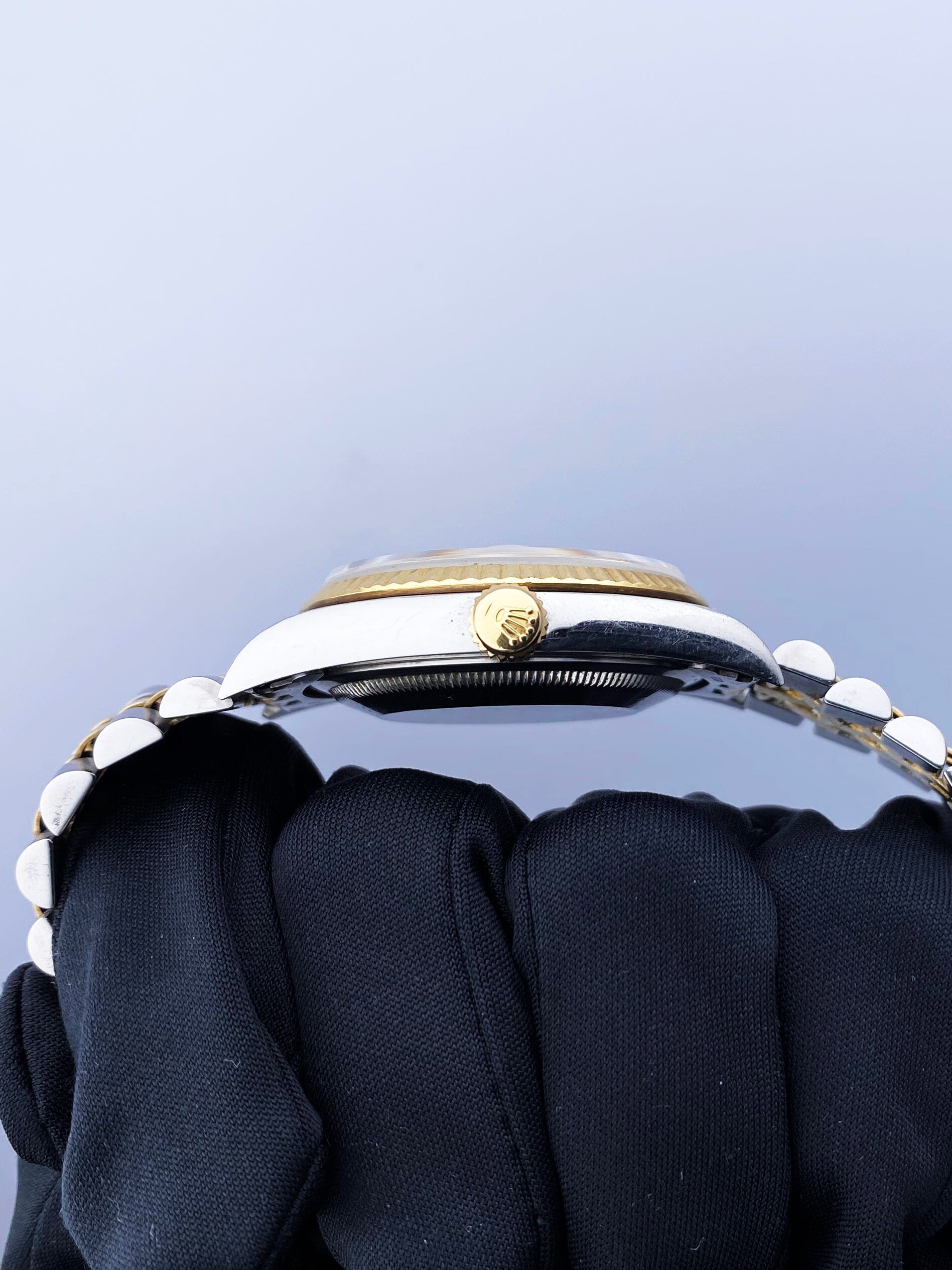 R04212203X_5 copy.jpg