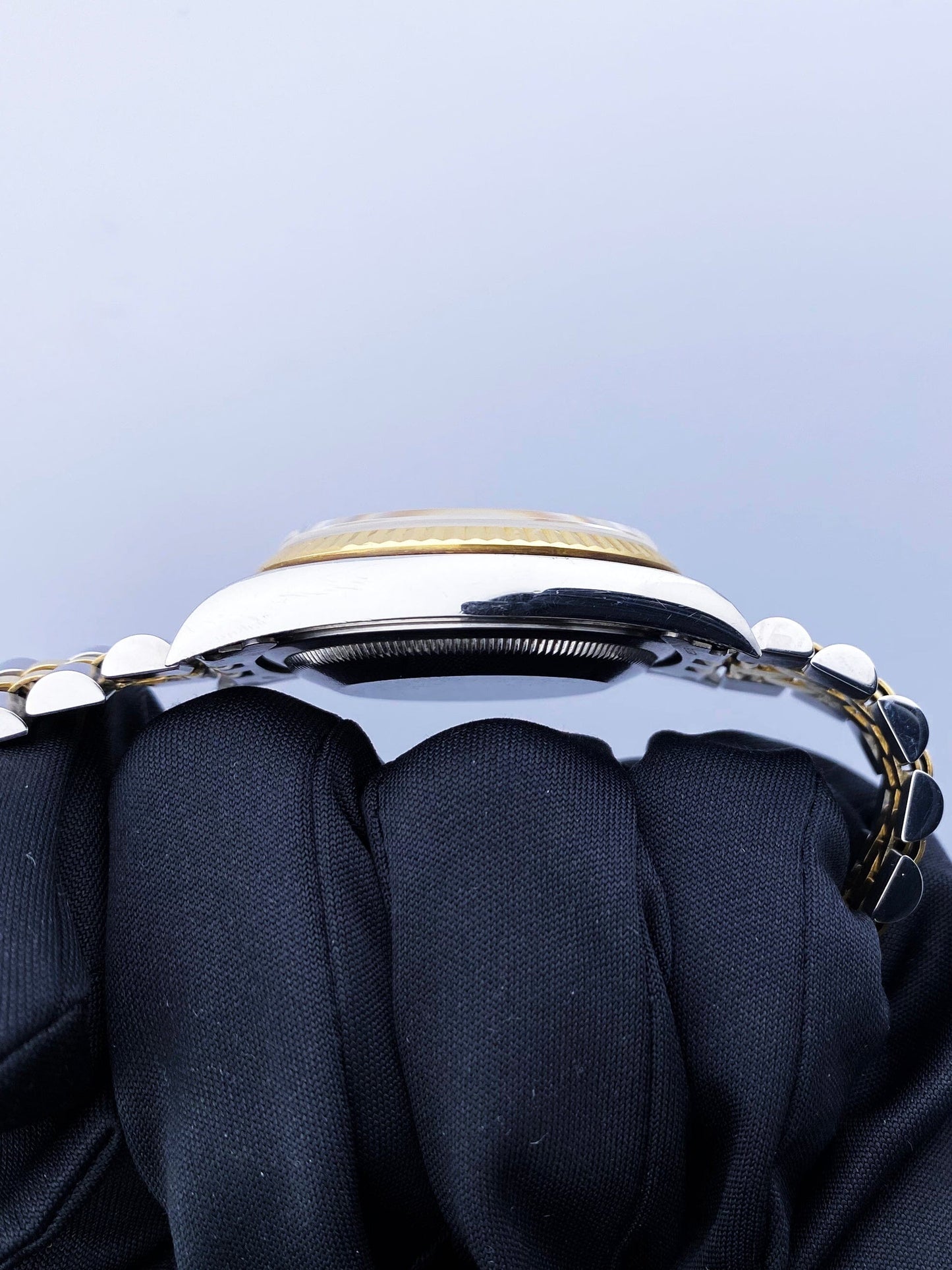 R04212203X_6 copy.jpg