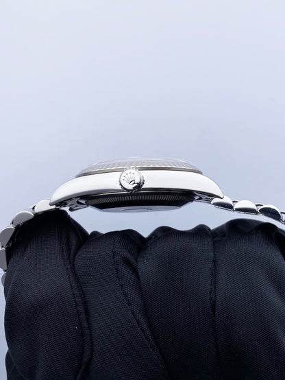 R03032201X_4 copy.jpg