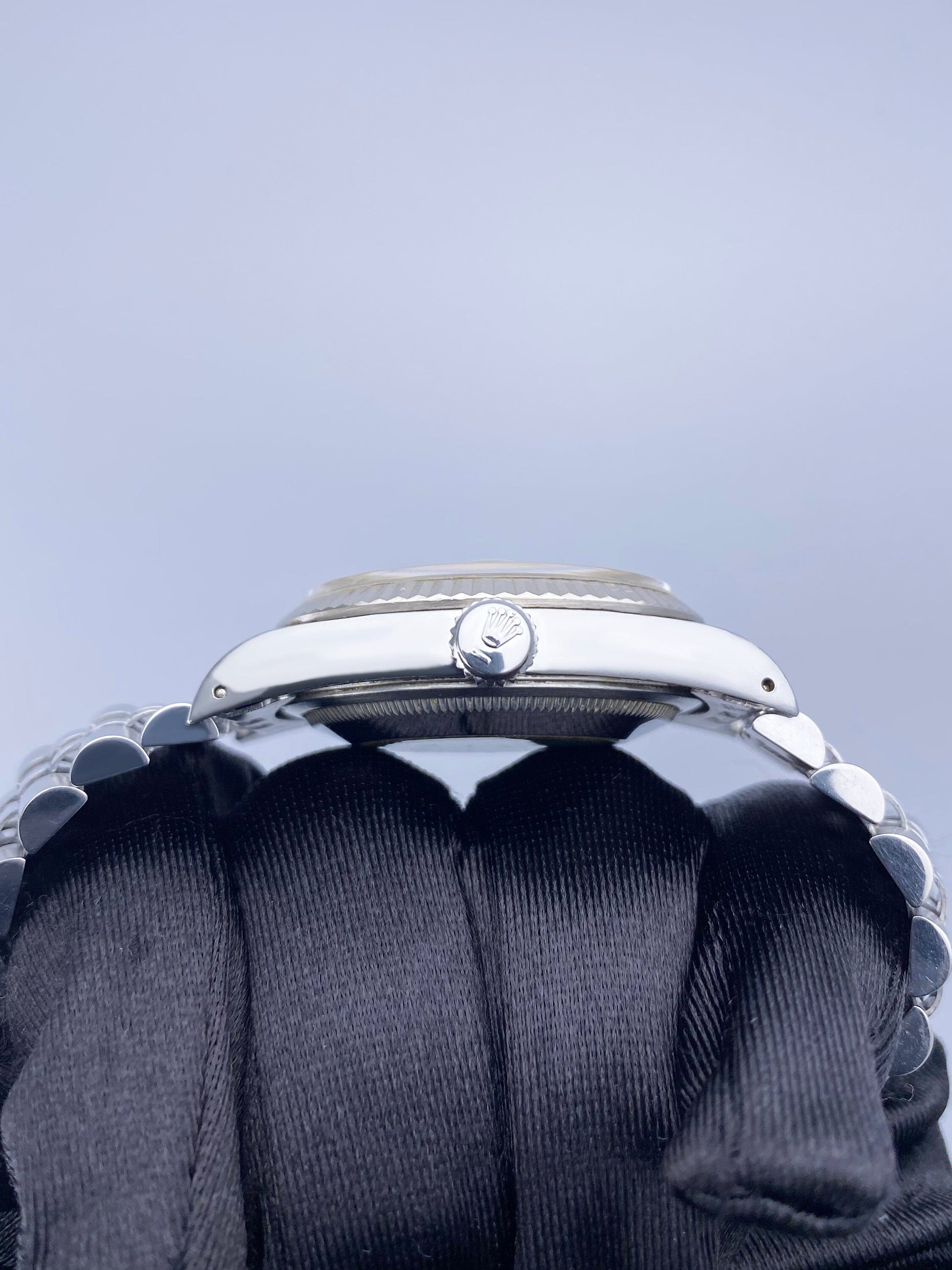 Rolex Datejust 16234 Silver Dial Mens Watch