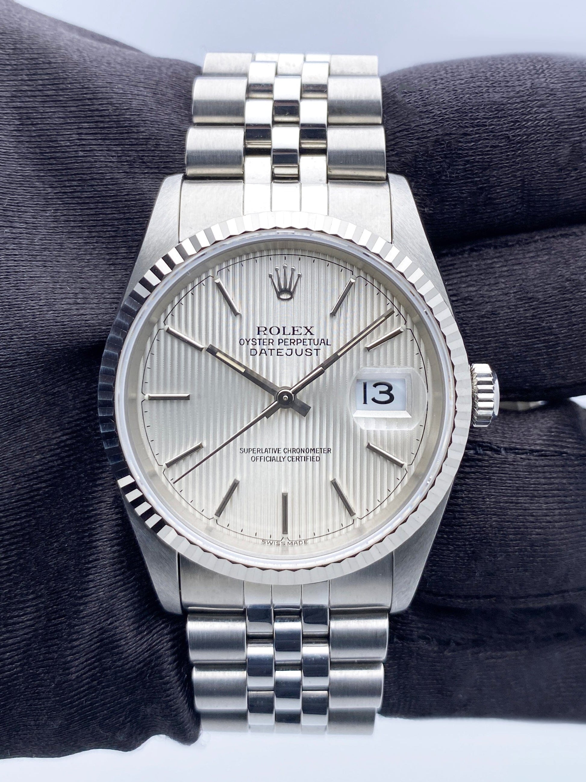 Rolex Datejust 16234 Silver Linen Dial Mens Watch Box Papers - Watches