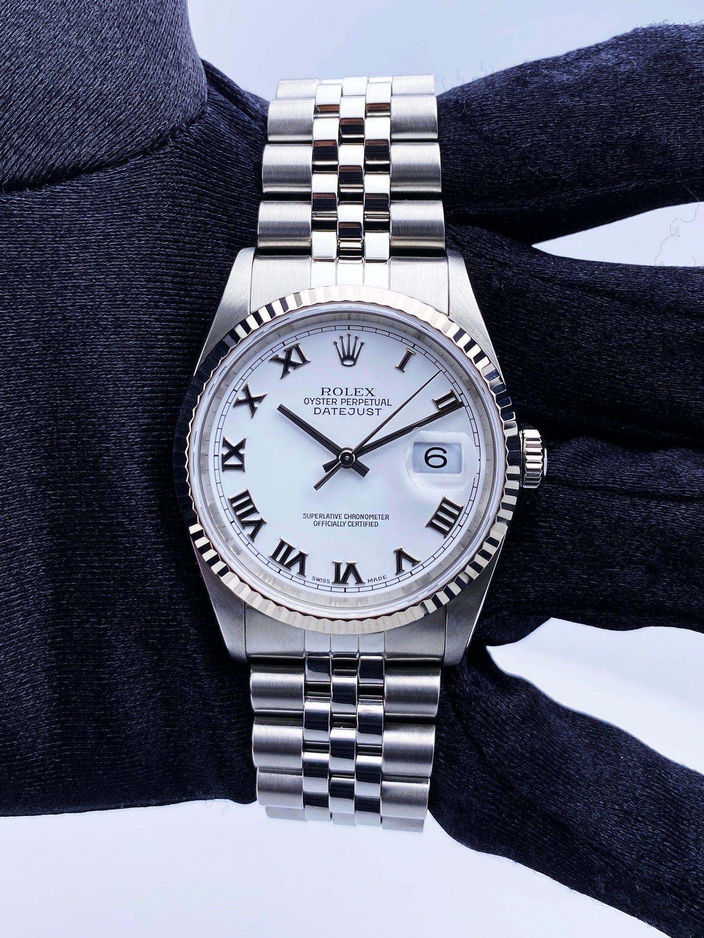 R10062201X_Rolex Datejust 16234 White Dial_2.jpg