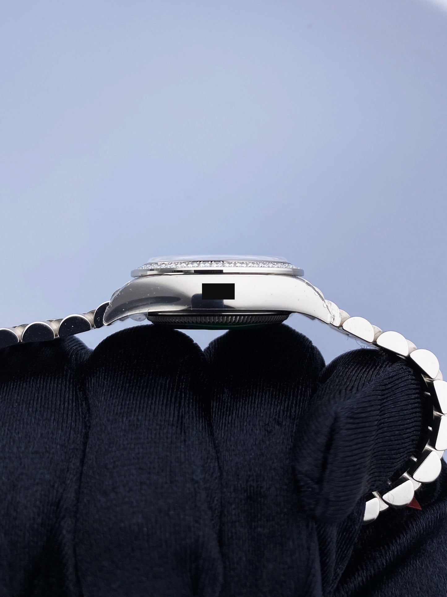 R10072201X_6 copy.jpg