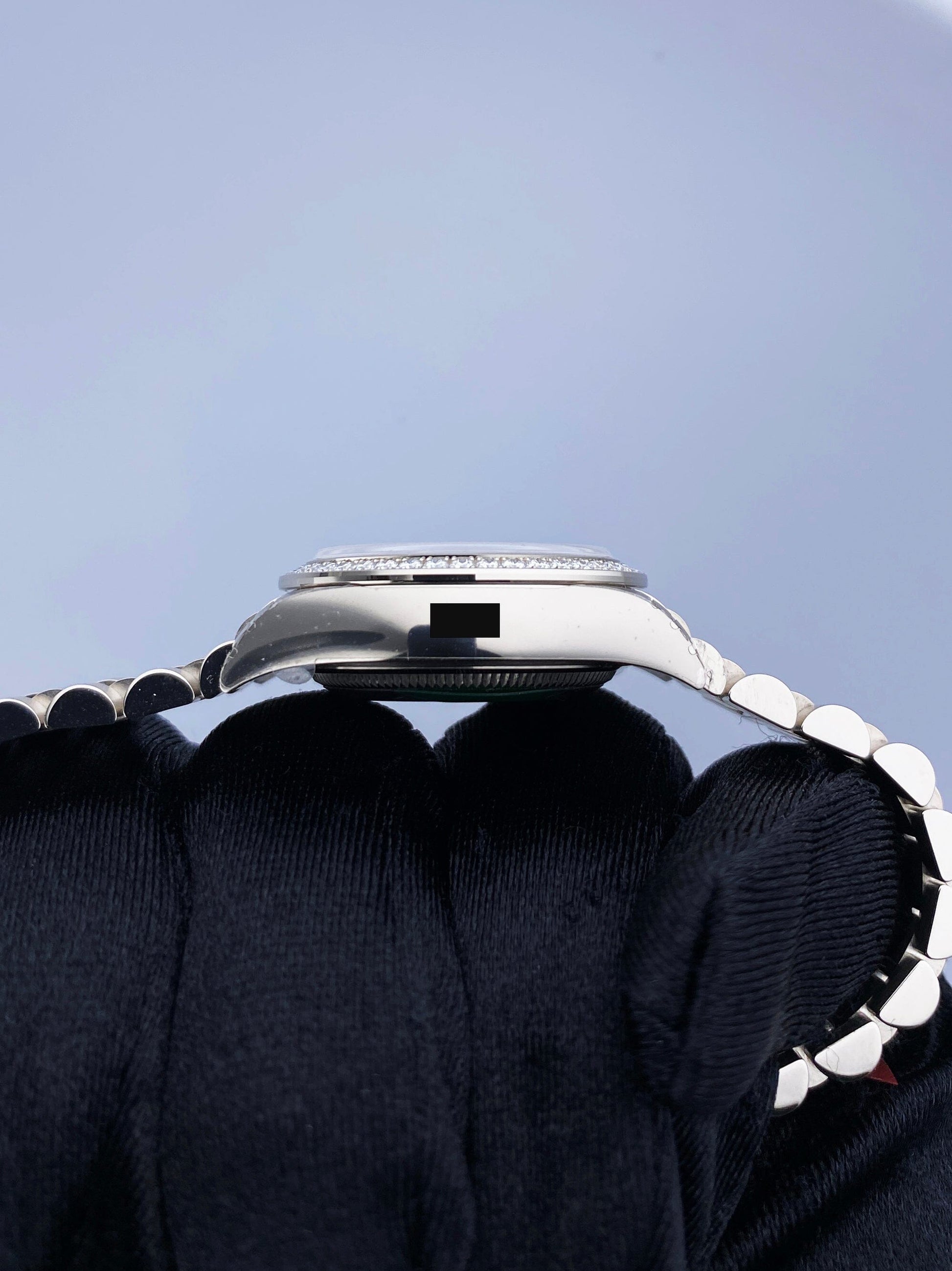 R10072201X_6 copy.jpg