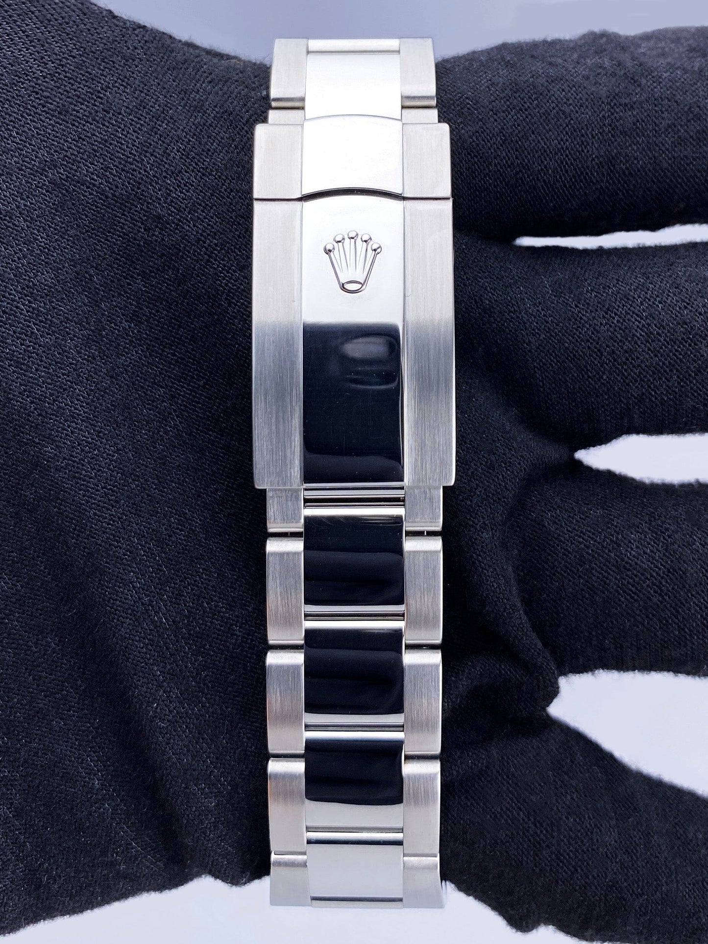 R126200BLIJ-1_8.jpg