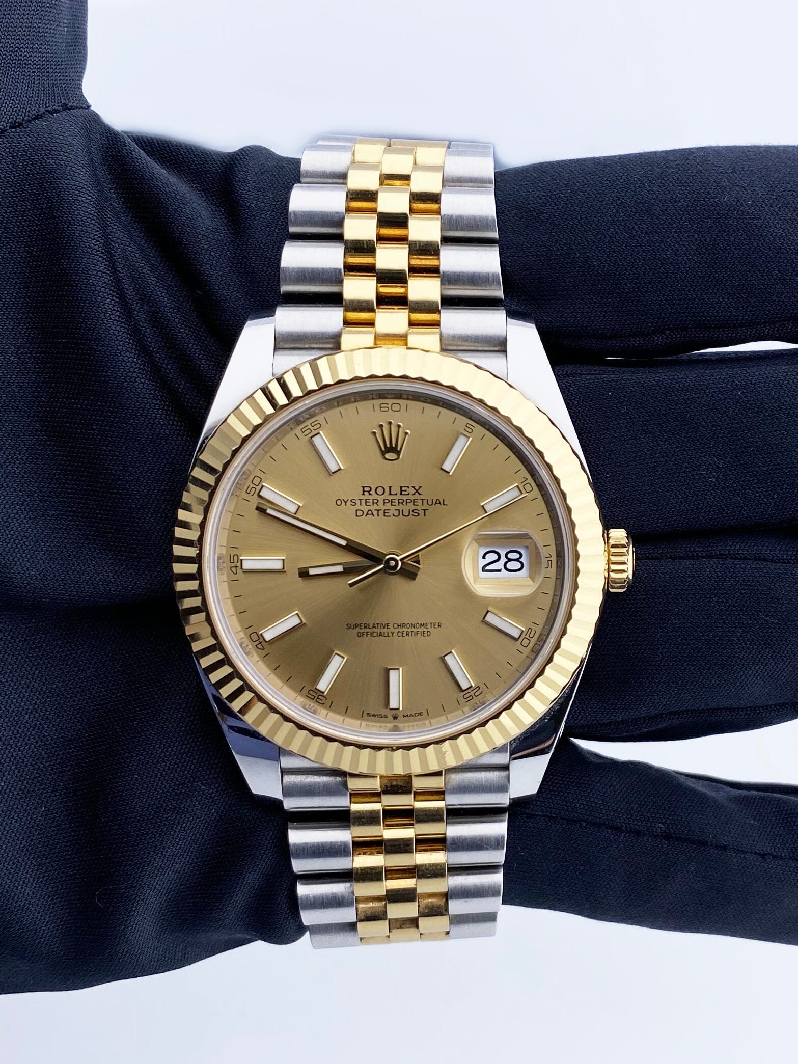 R04132201X_Rolex Datejust 41 126333_3.jpg