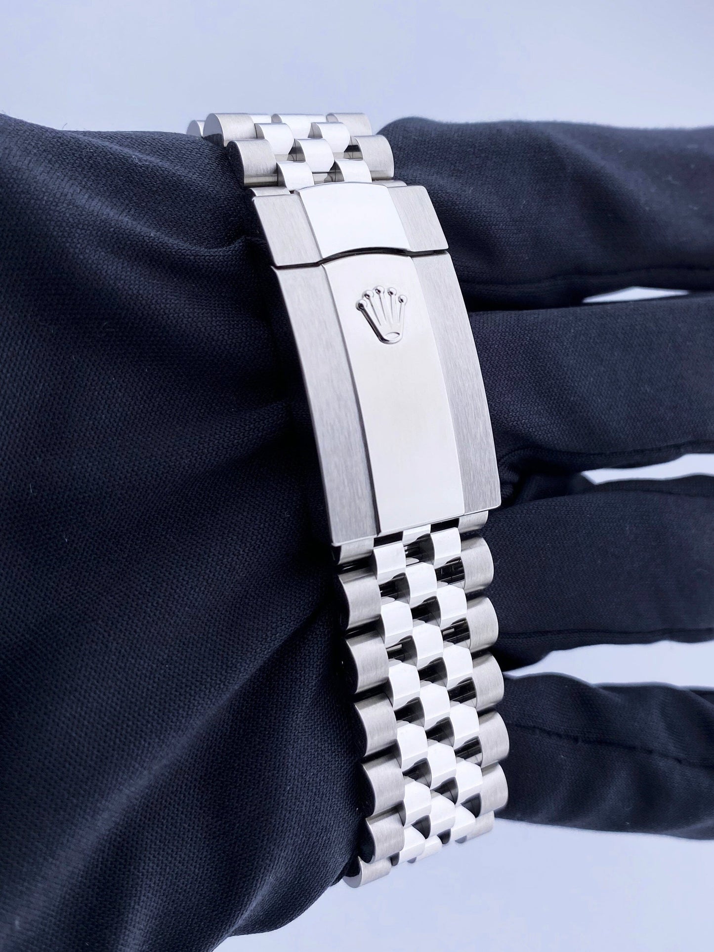 R03302207X_Datejust 126334 Slate Jubilee_7.jpg