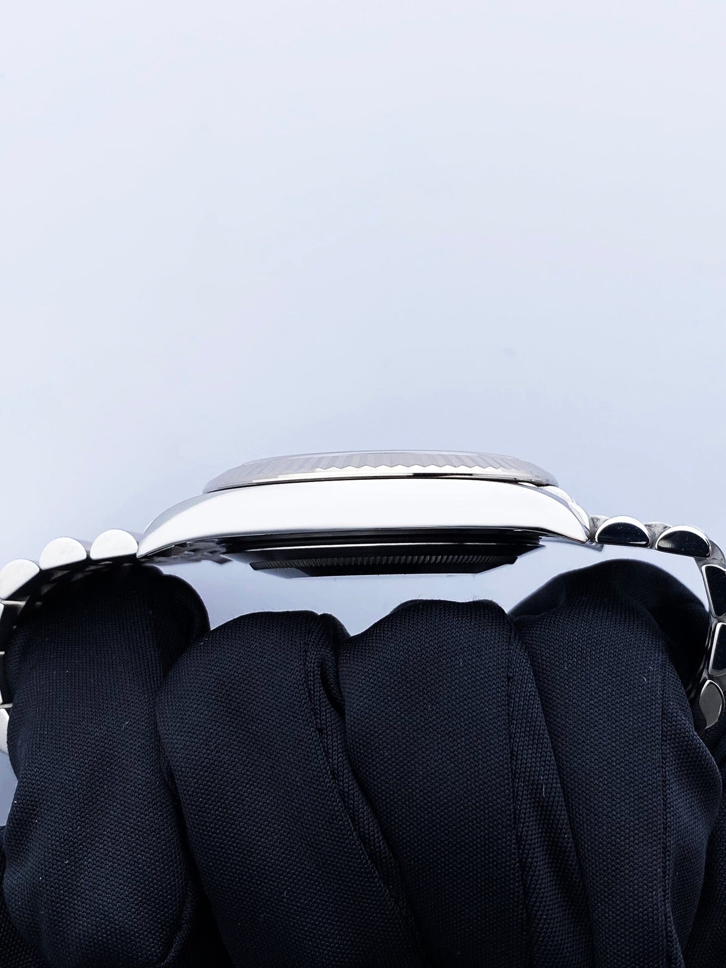 R02162202X_9 copy.jpg