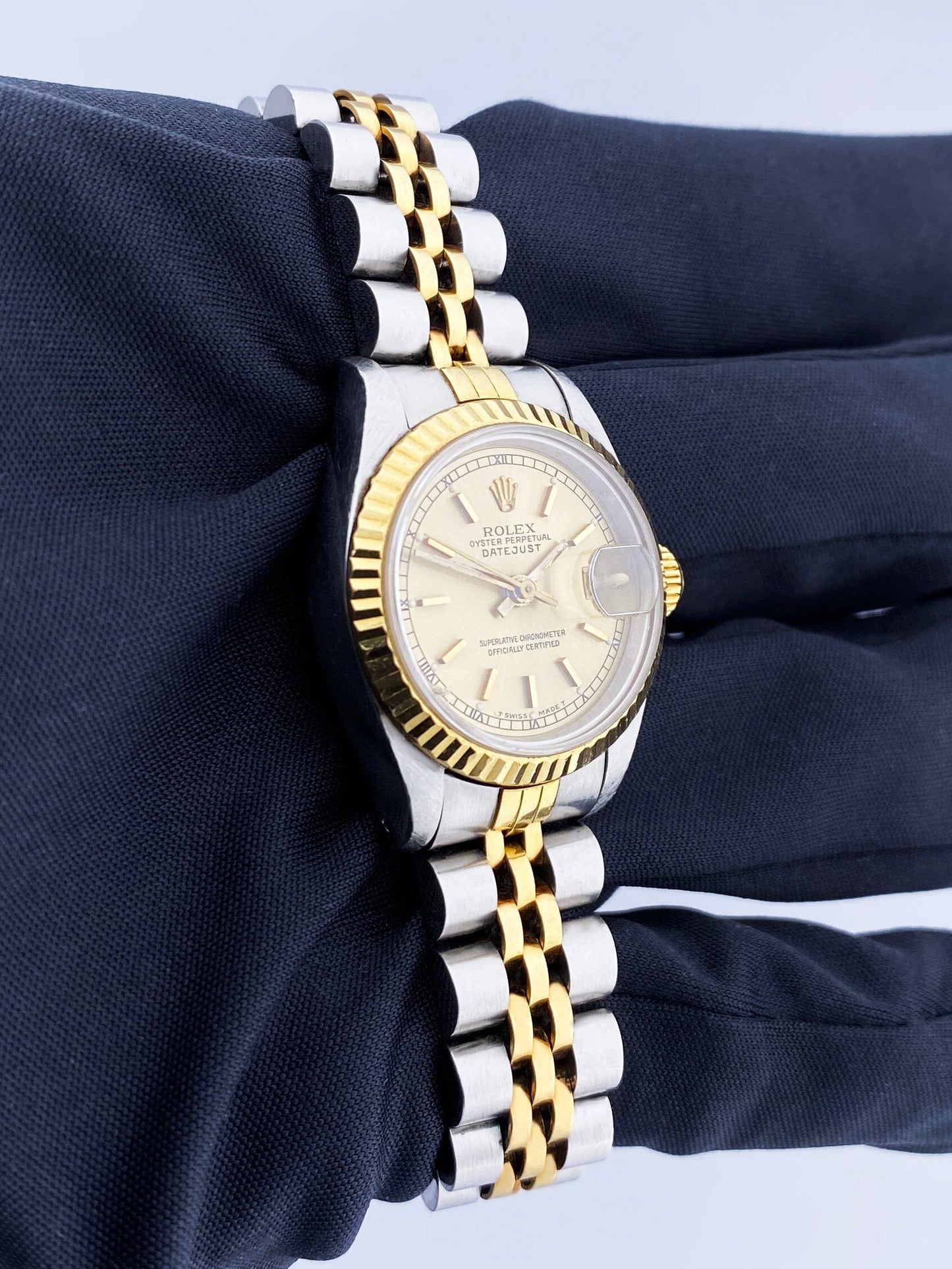 Rolex Datejust 69173 Champagne Dial Ladies Watch Box & Papers