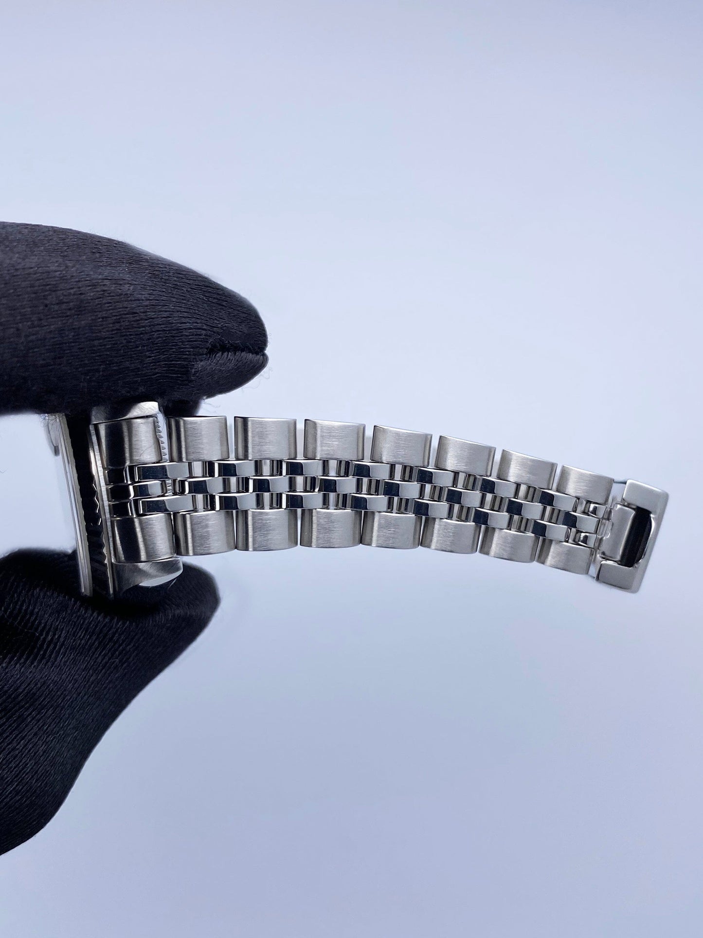 Rolex Datejust 69174 White Dial Ladies Watch - Watches