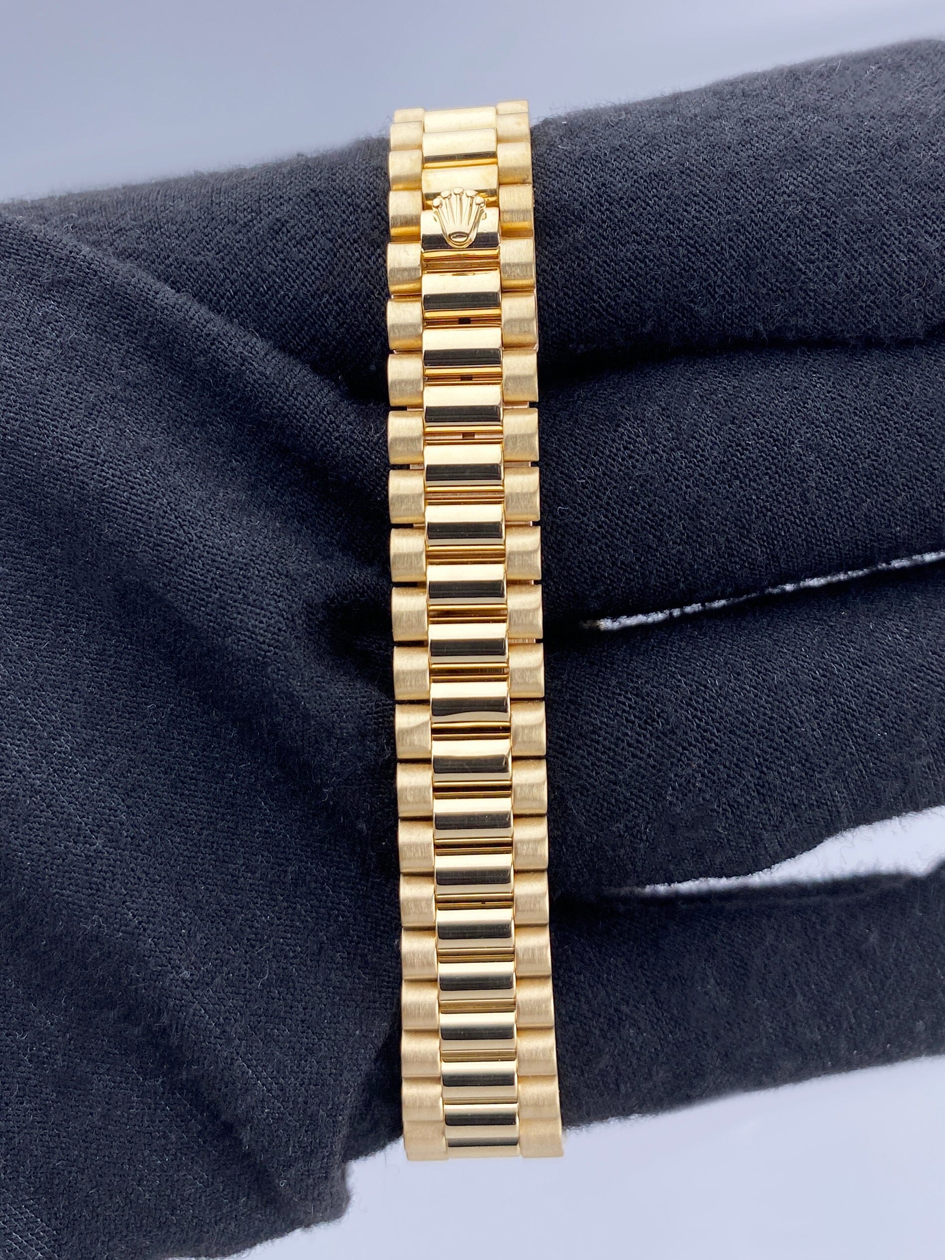 R69178ANNDP95-1_8.jpg