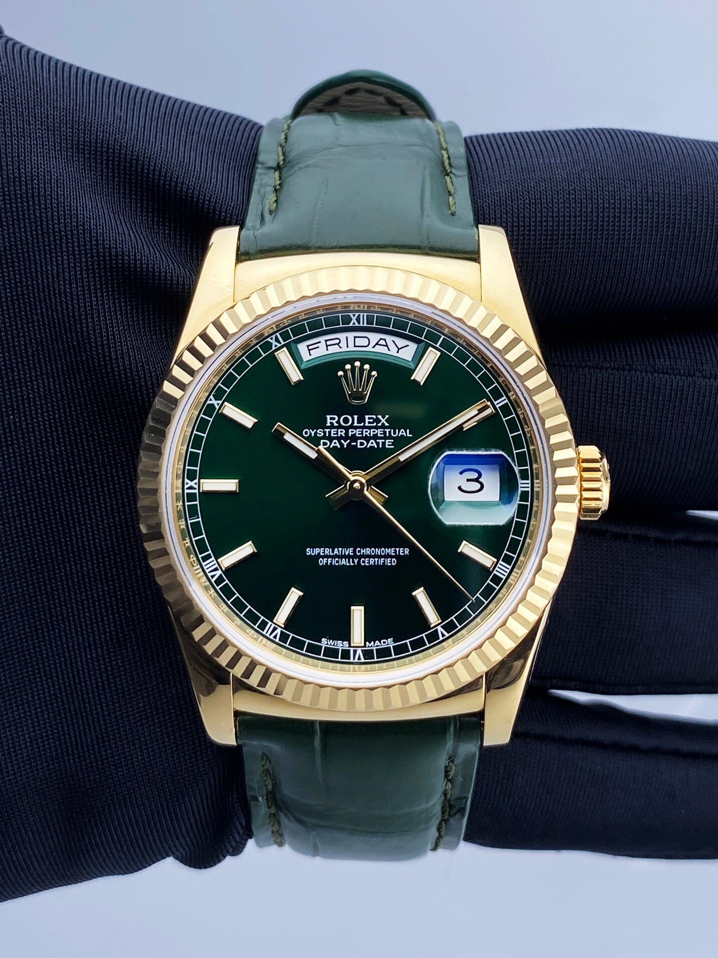 R118138GNNS-1_2 copy.jpg