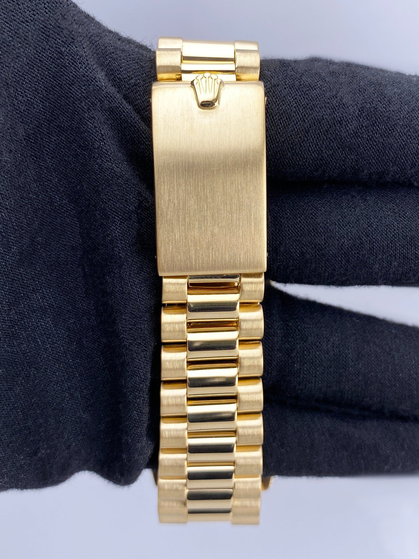 Rolex Day Date 1803 Silver Dial 18K Yellow Gold Mens Watch - Watches