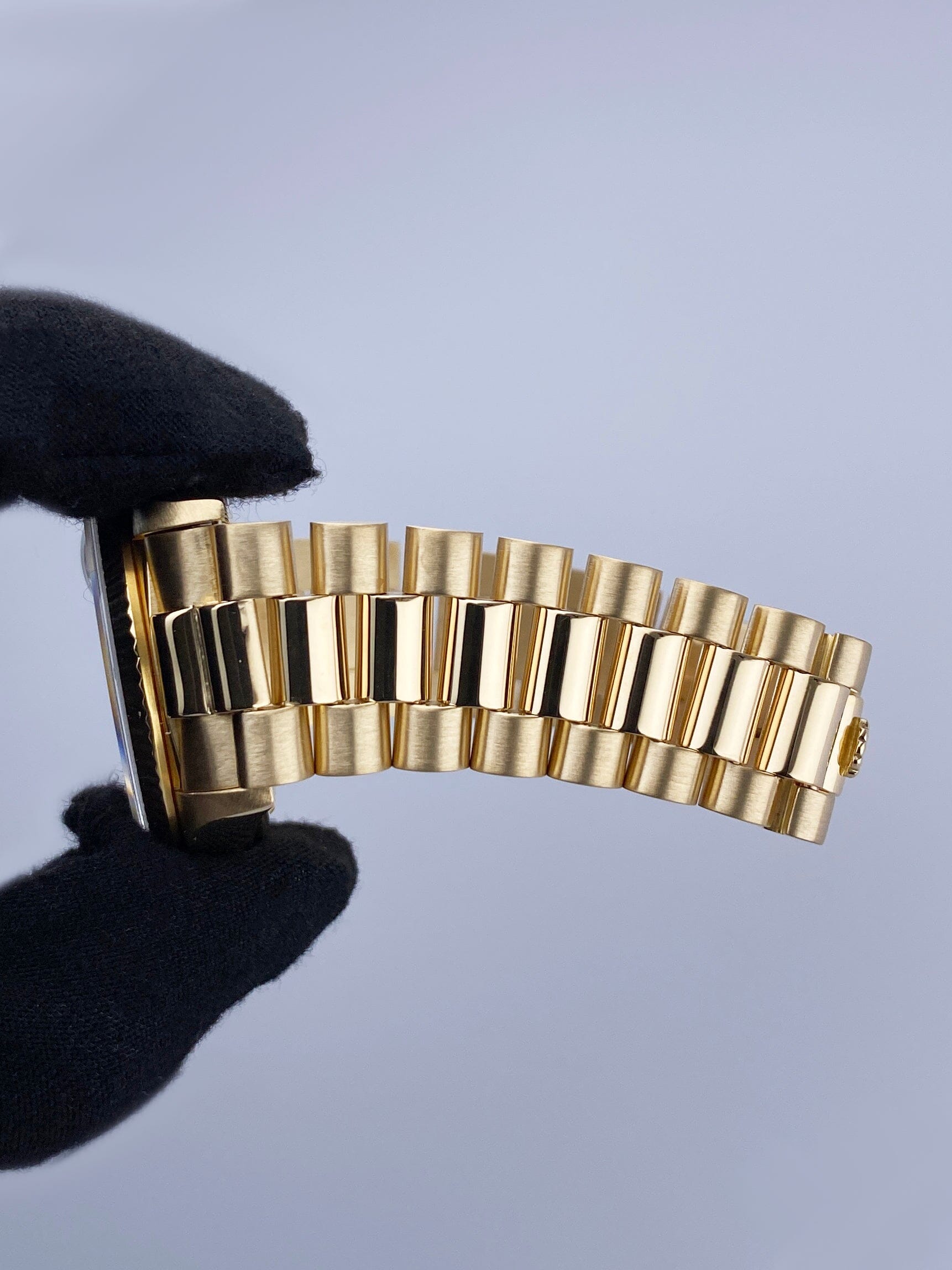 Rolex Day Date 18038 18K Yellow Gold Mens Watch - Watches